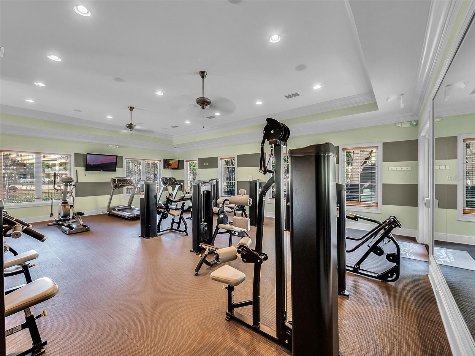 GRANDE OAKS AT HEATHROW - Residential