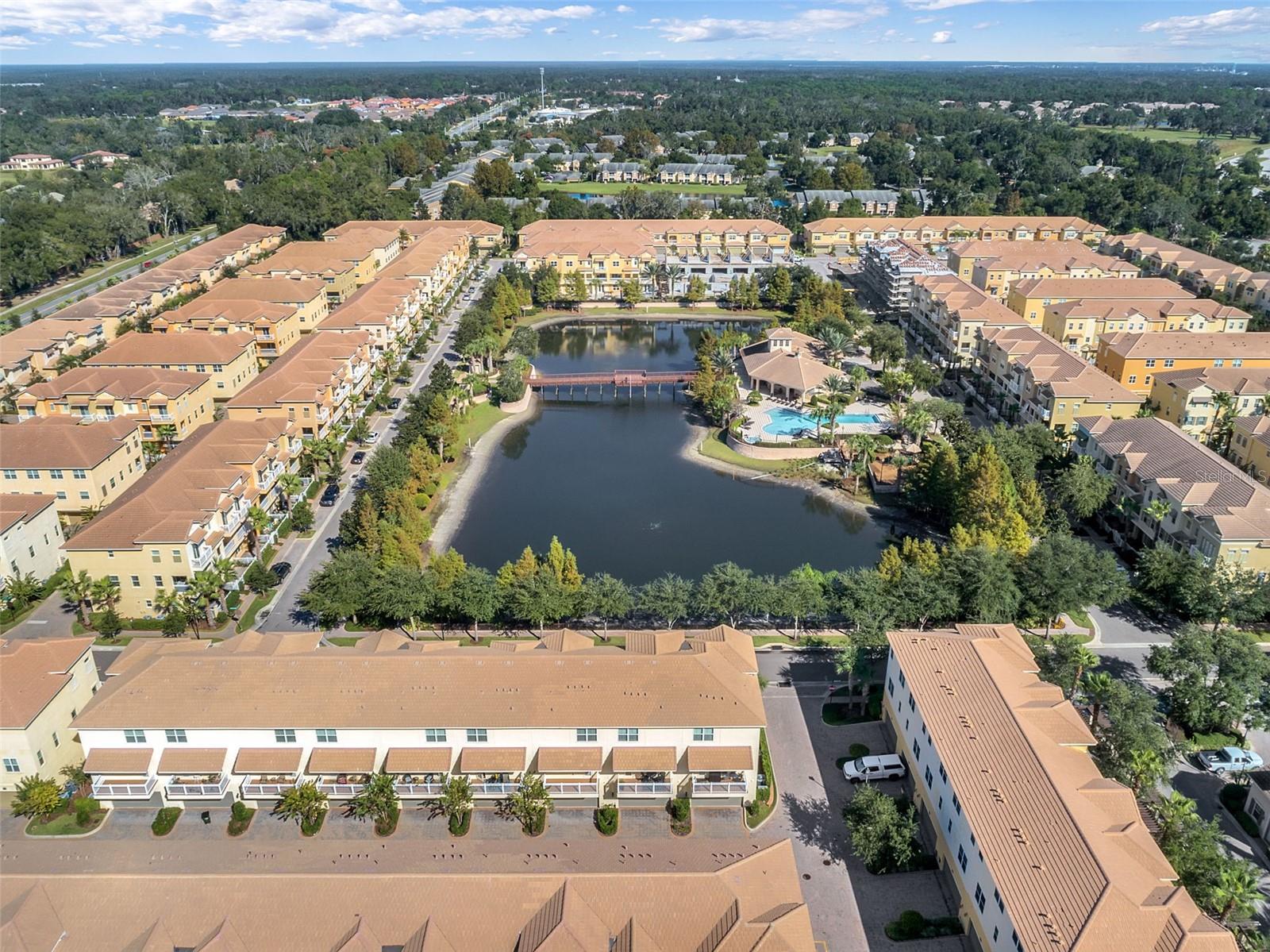 GRANDE OAKS AT HEATHROW - Residential