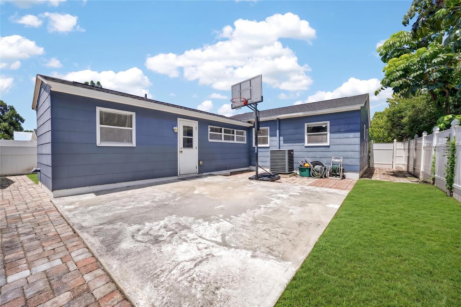PASADENA HEIGHTS - Residential