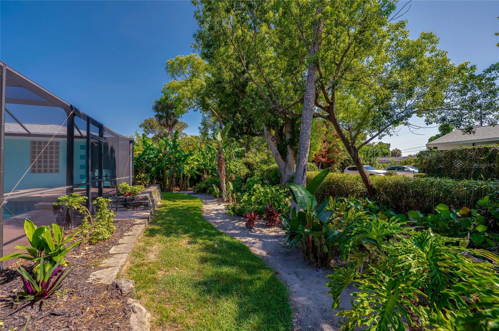 BELLEWOOD - Residential