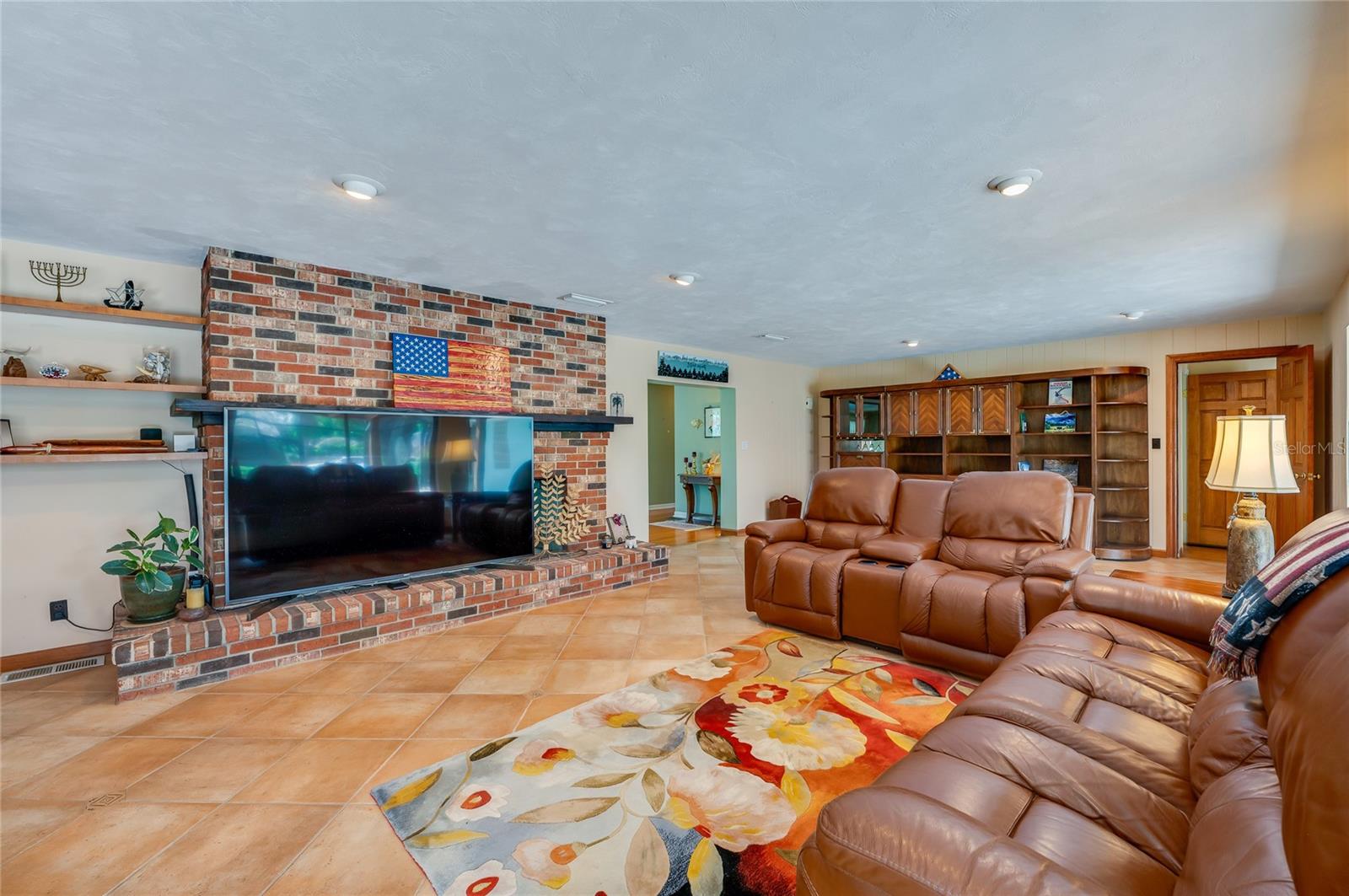 BELLEWOOD - Residential
