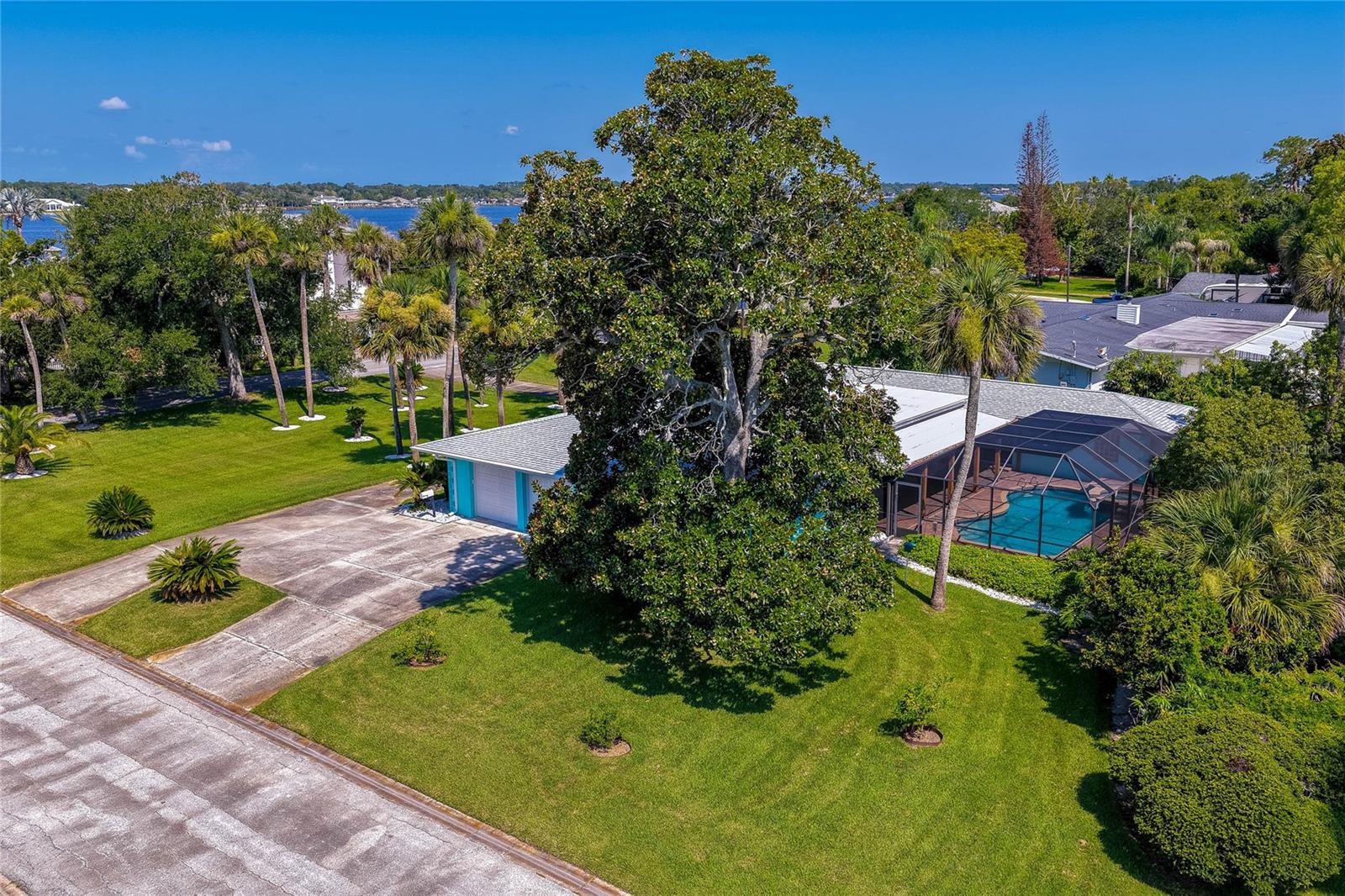 BELLEWOOD - Residential