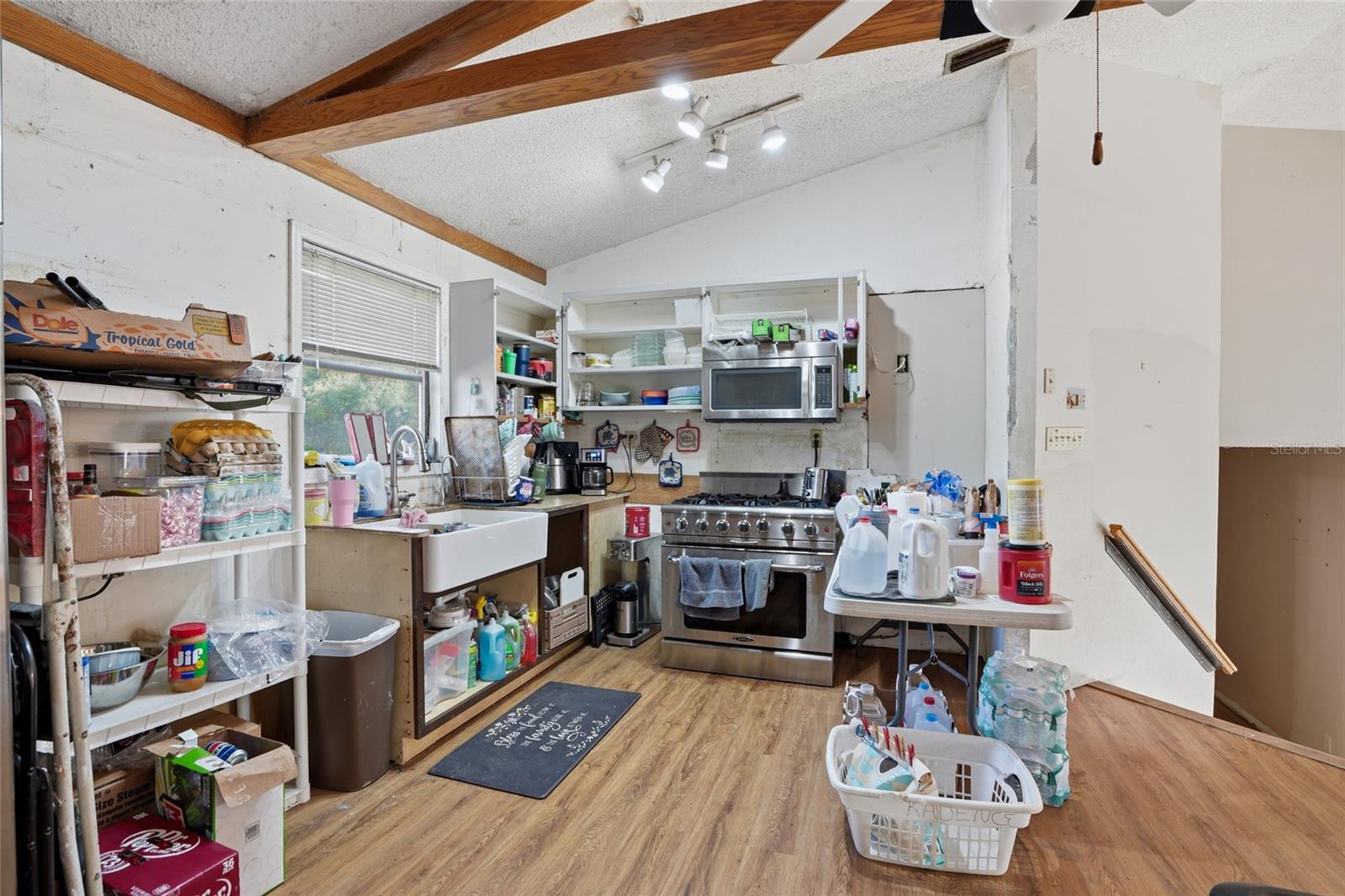 MEADOWBROOK ESTATES - Residential