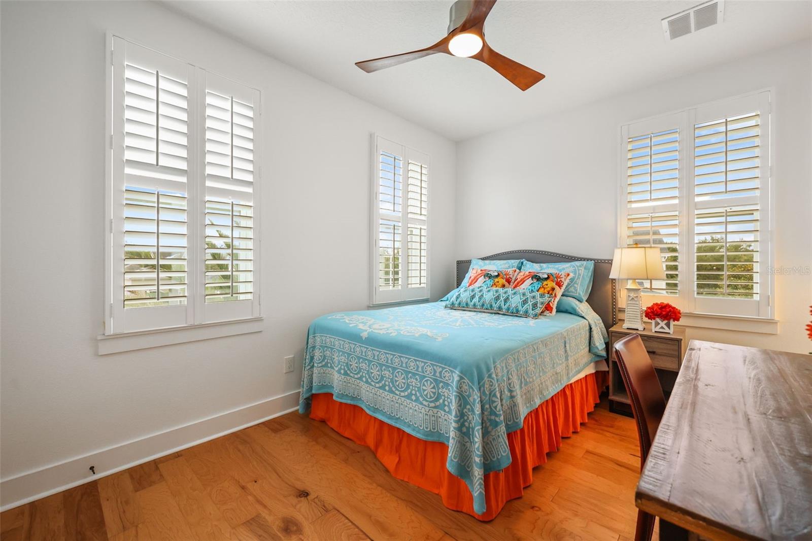OAKLAND PARK - Residential