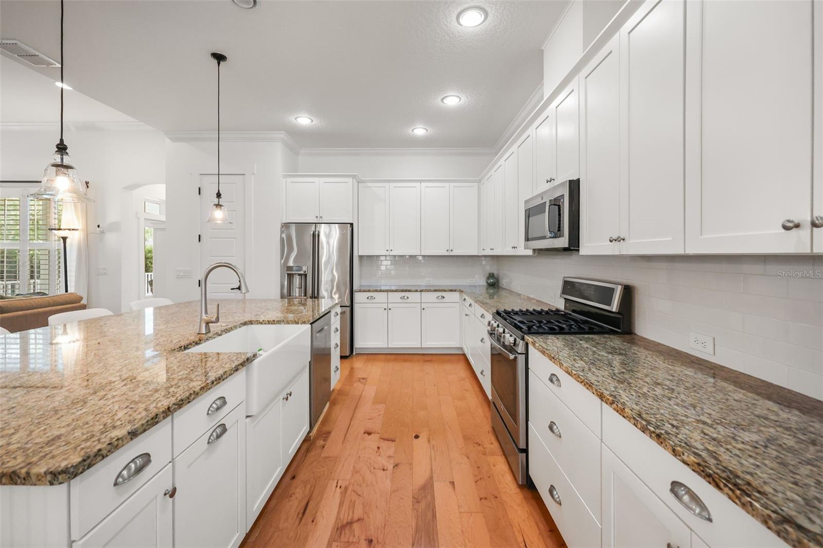 OAKLAND PARK - Residential
