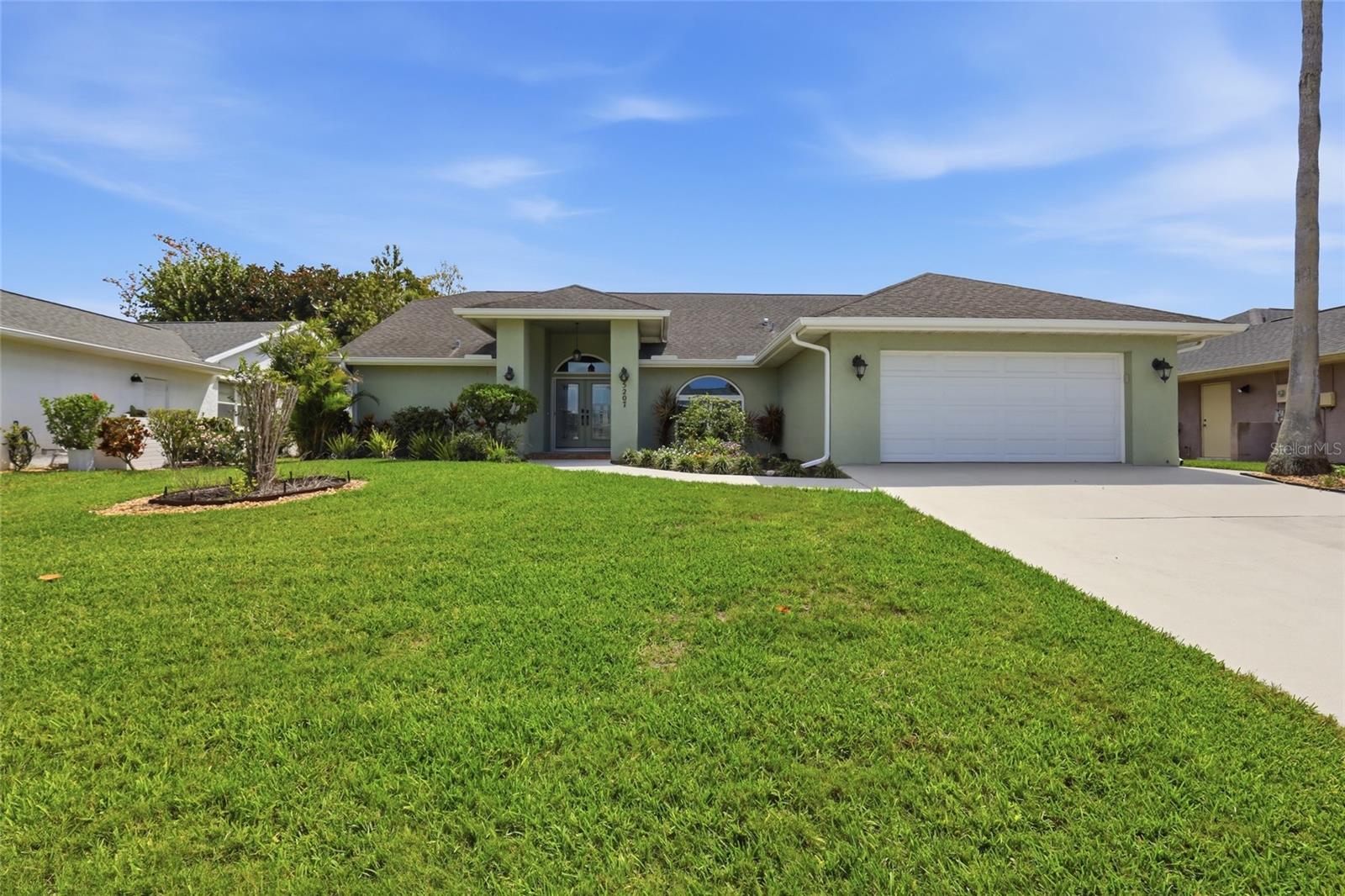 BAY LAKE ESTATES PH II - Residential Lease