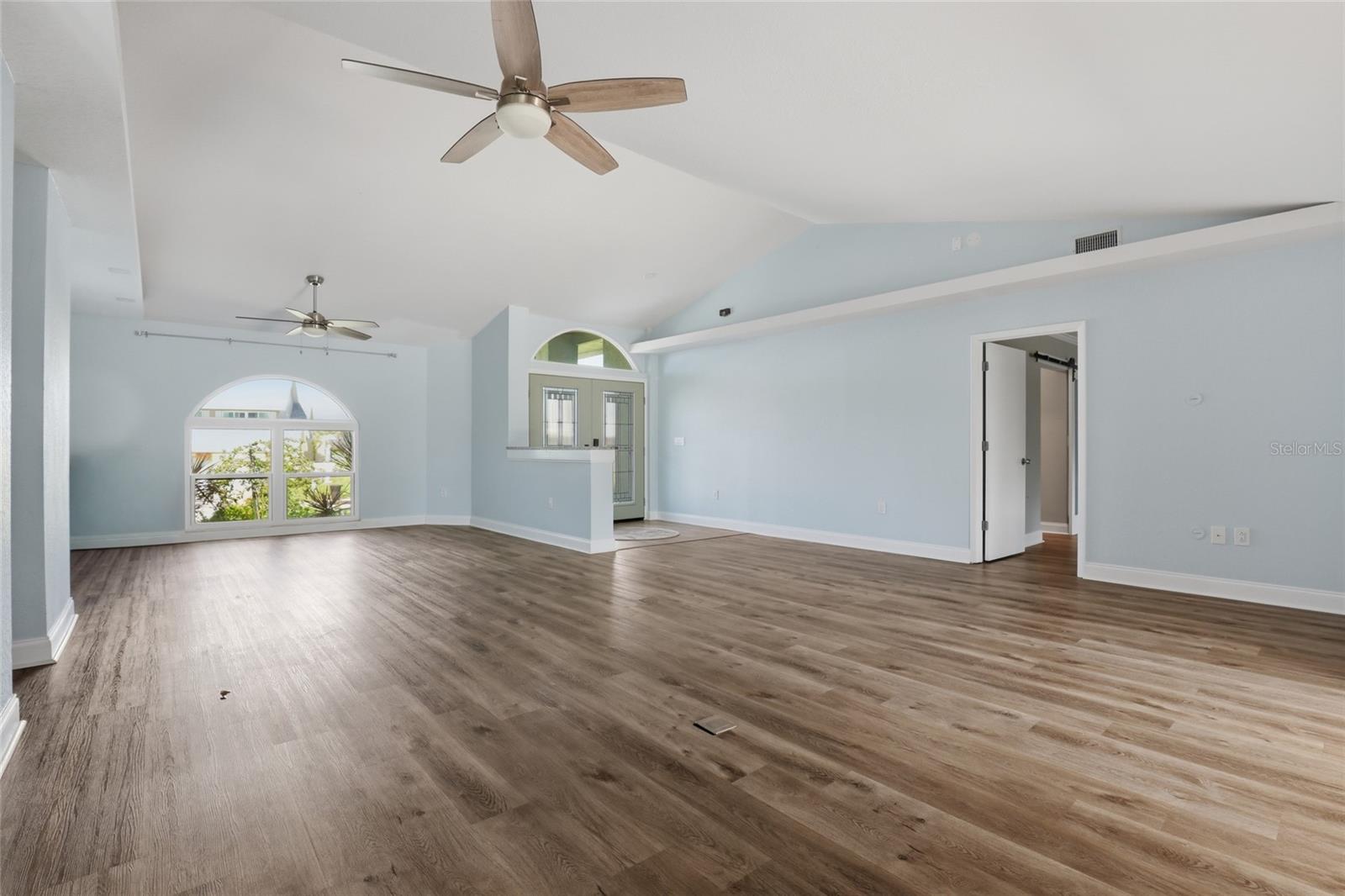 BAY LAKE ESTATES PH II - Residential Lease