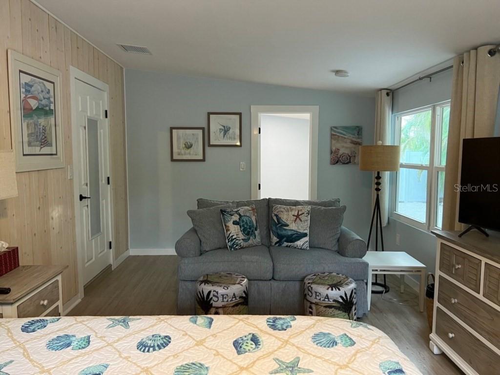HOLMES BEACH 17TH UNIT - Residential