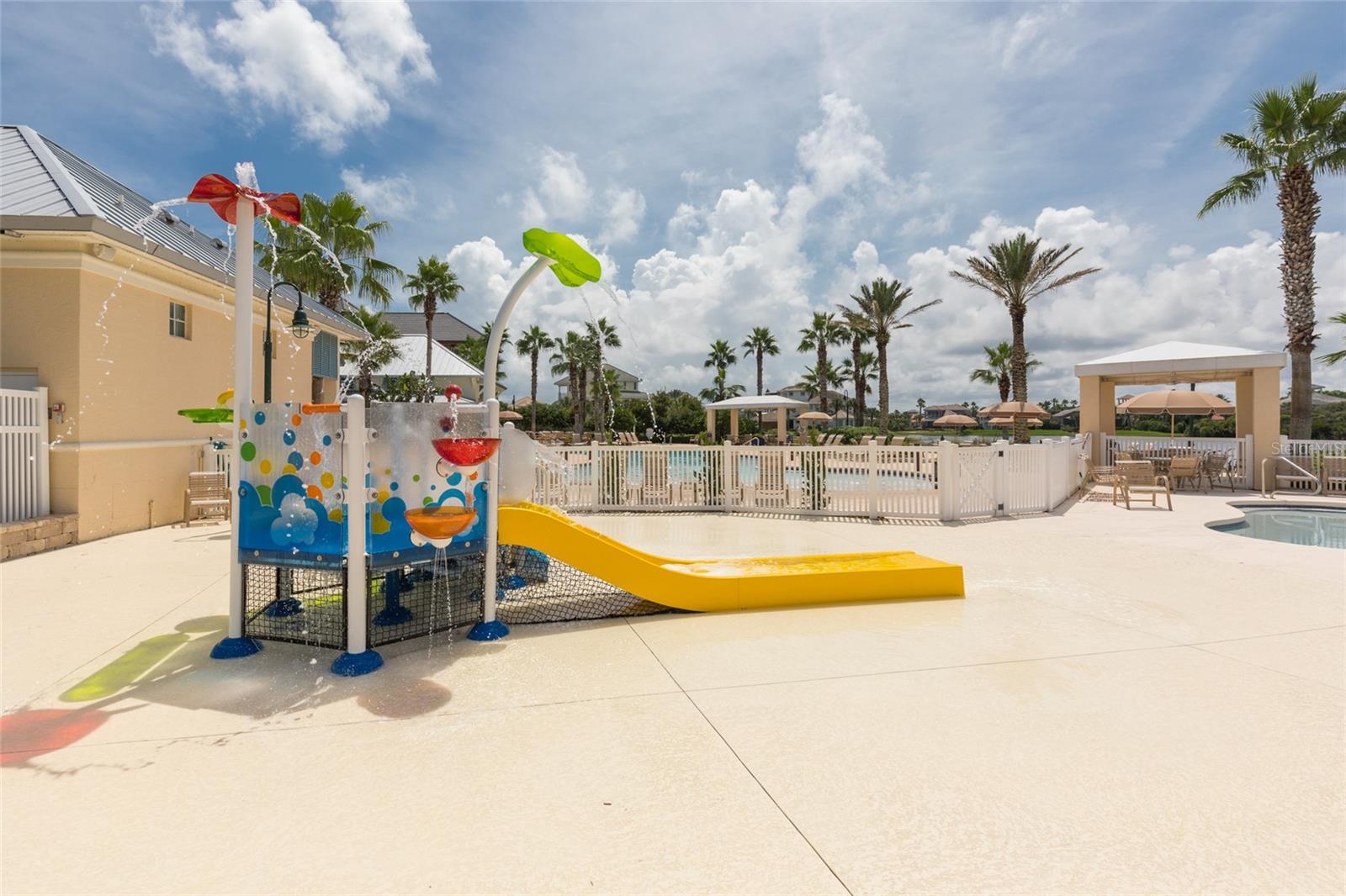 OCEAN HAMMOCK - Land