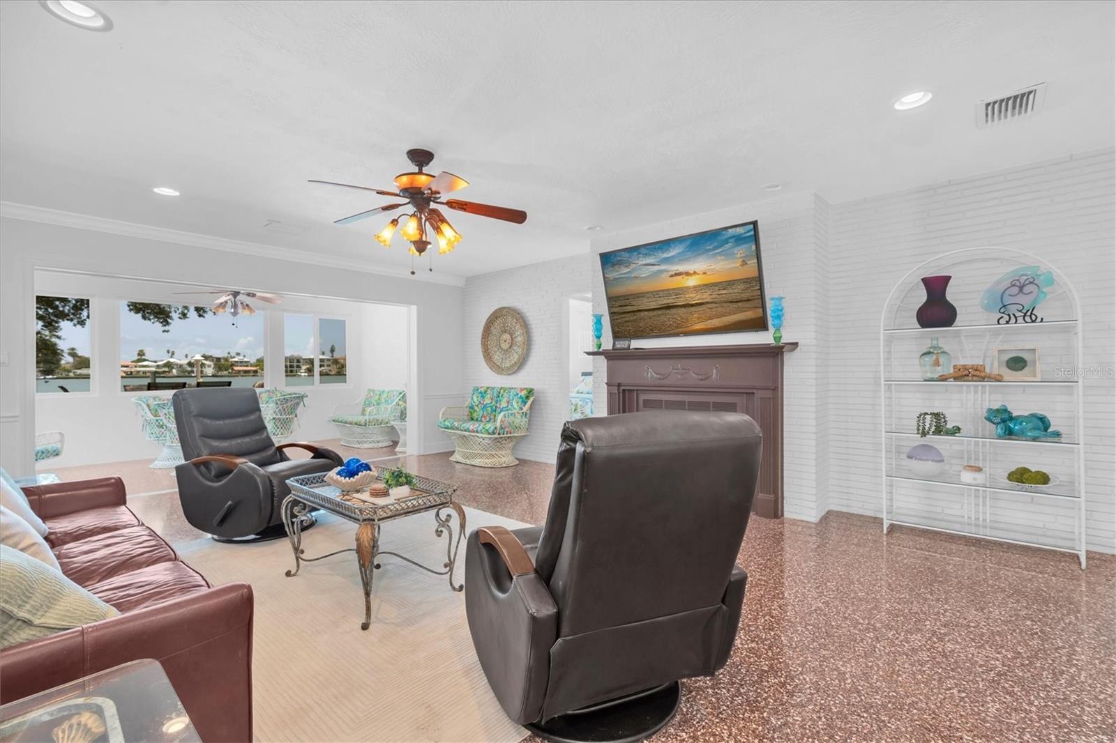 REDINGTON BEACH HOMES 6TH ADD - Residential