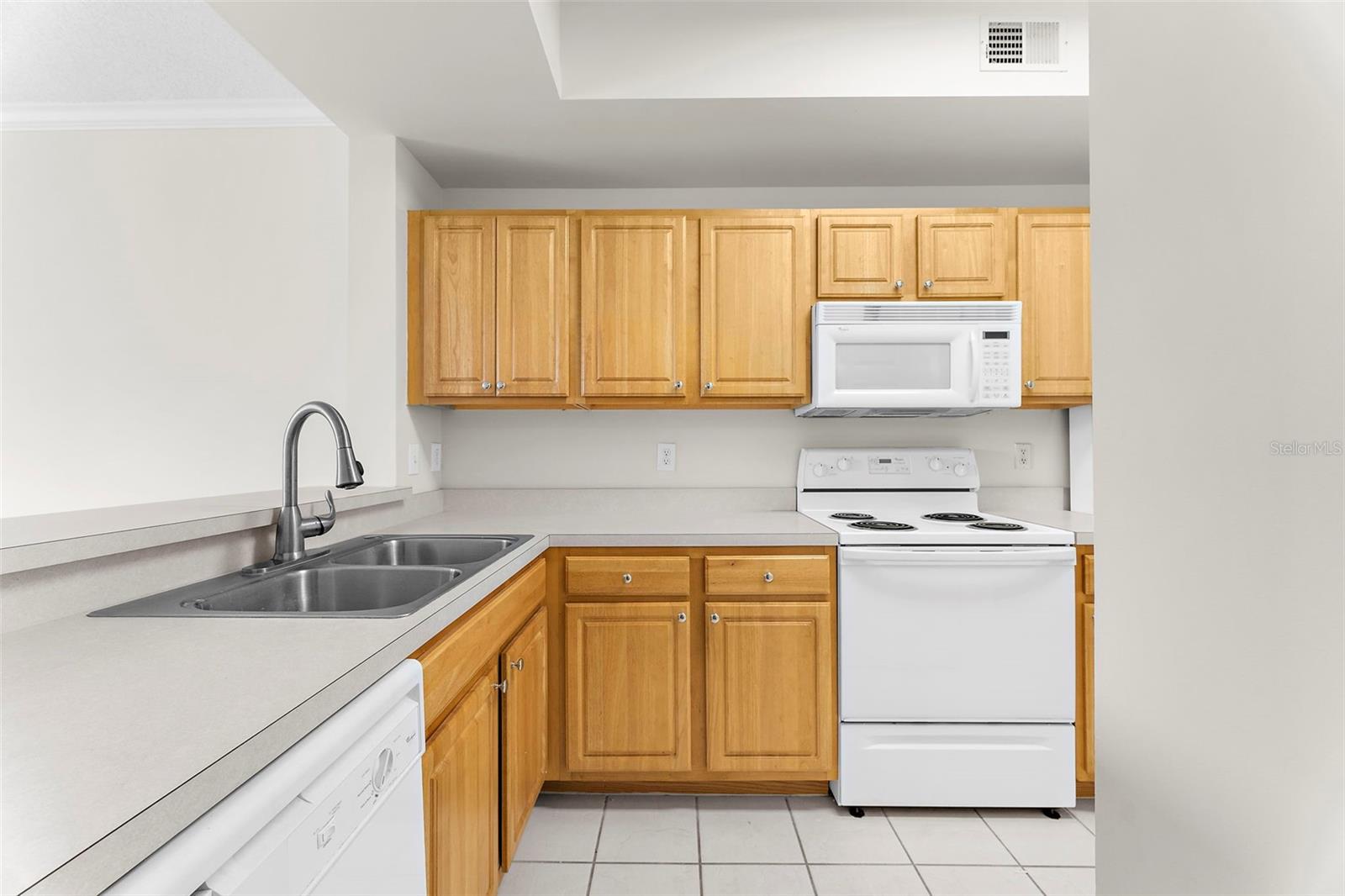 LAS PALMAS OF SARASOTA - Residential