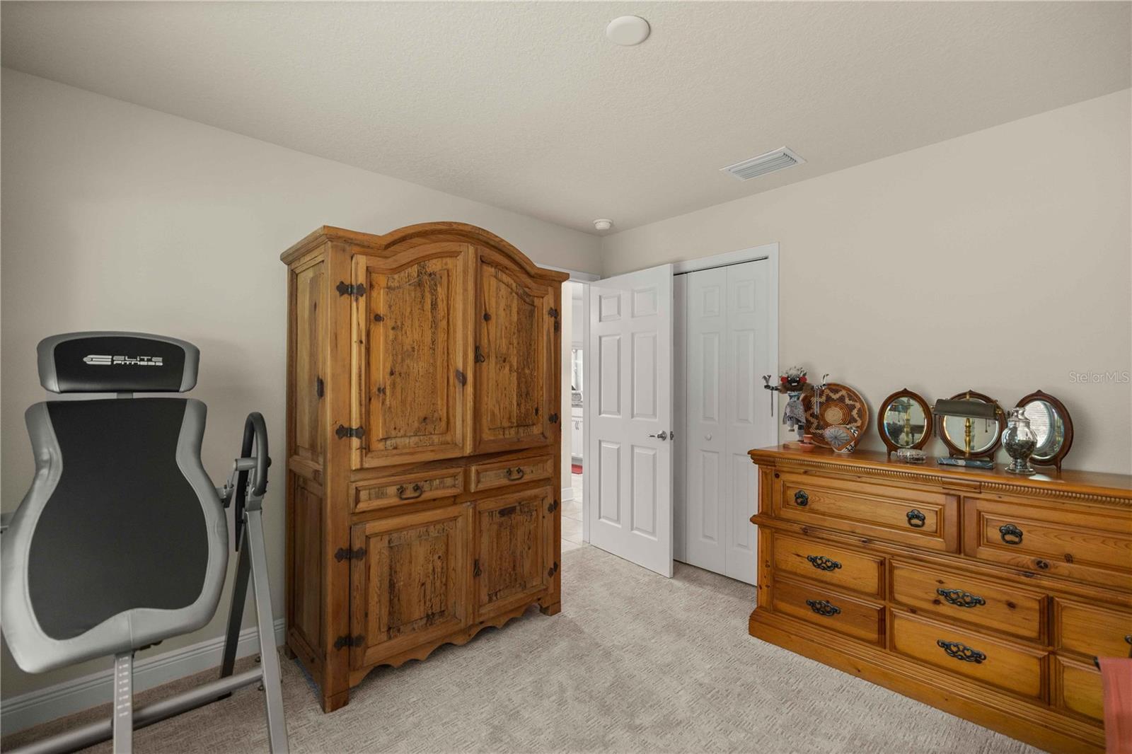 CANTERBURY LAKE ESTATES SECOND ADD - Residential