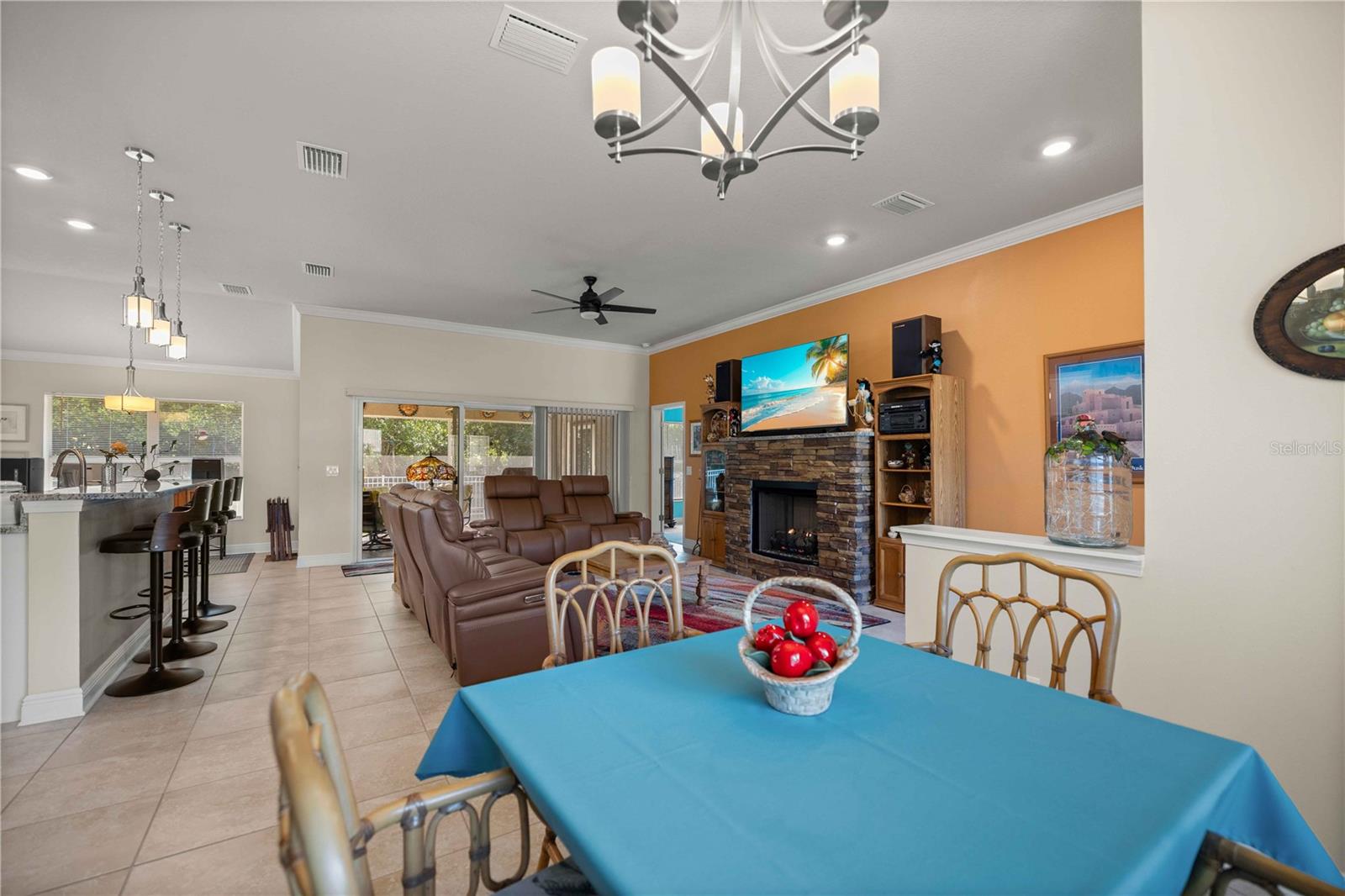 CANTERBURY LAKE ESTATES SECOND ADD - Residential