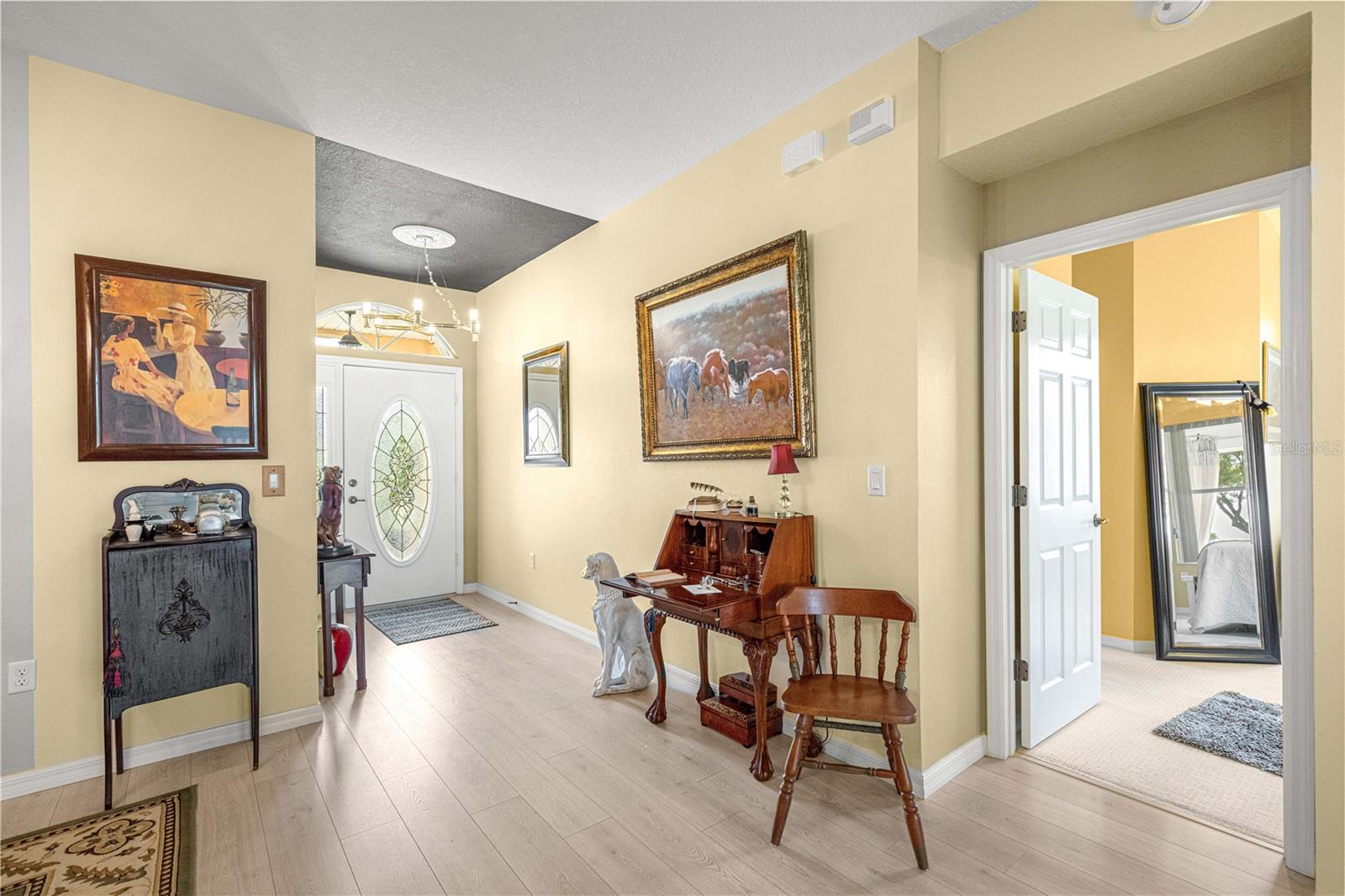 WINDSOR - Residential