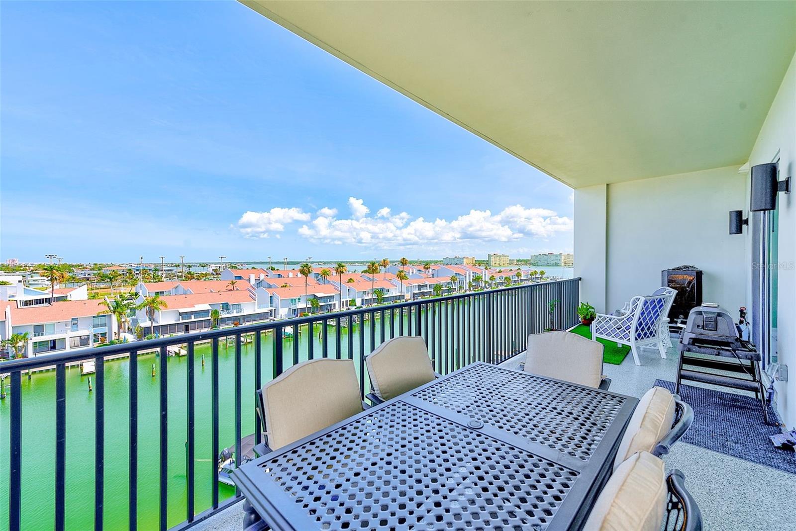 RESIDENCES AT TOWN CENTER CONDO - Residential