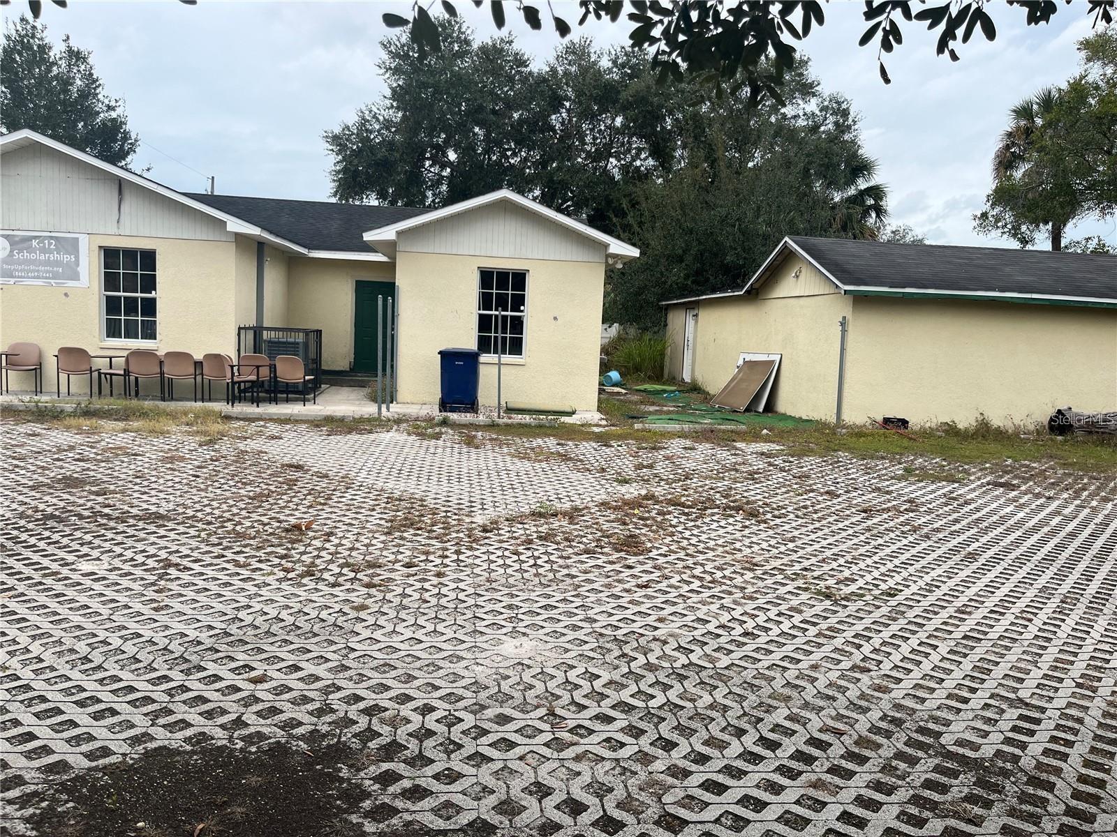 PROGRESO - Commercial Sale
