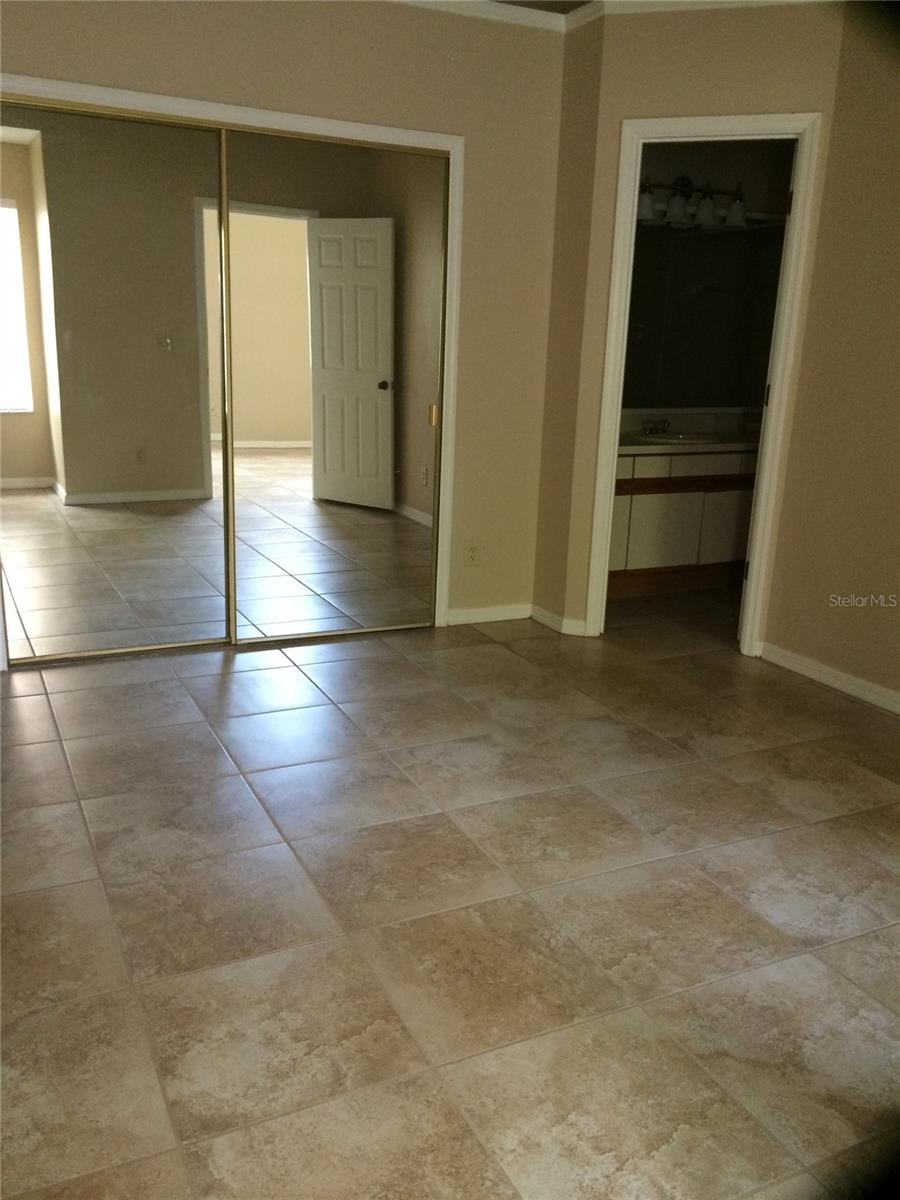HIDDEN SPGS CONDO - Residential