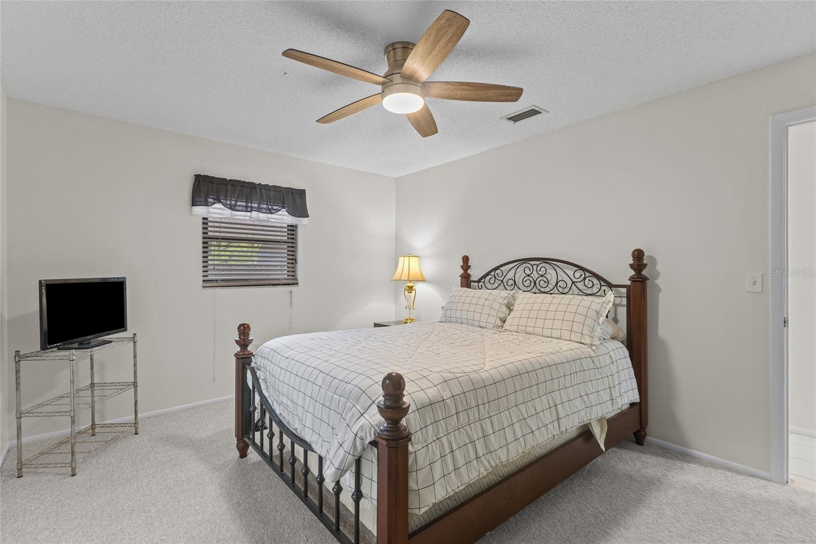 FOREST LAKES SOUTH - Residential