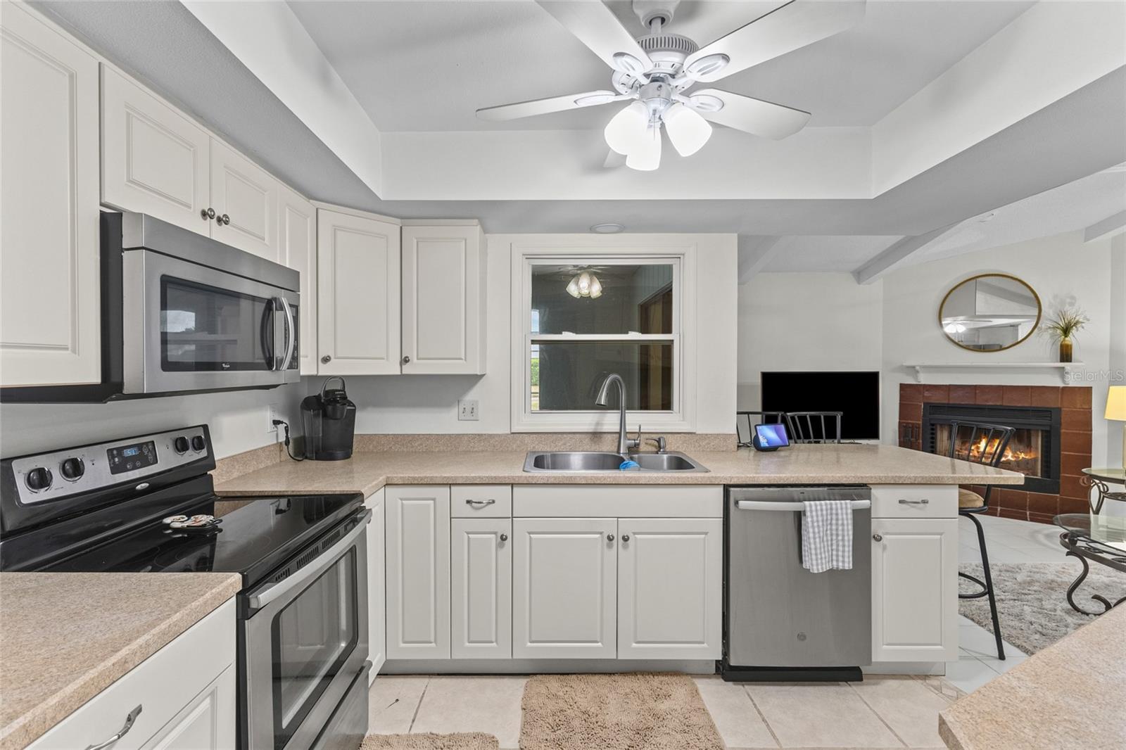 FOREST LAKES SOUTH - Residential
