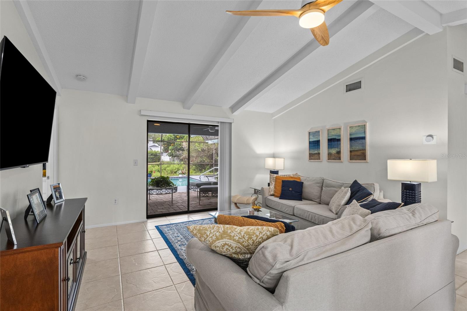 FOREST LAKES SOUTH - Residential