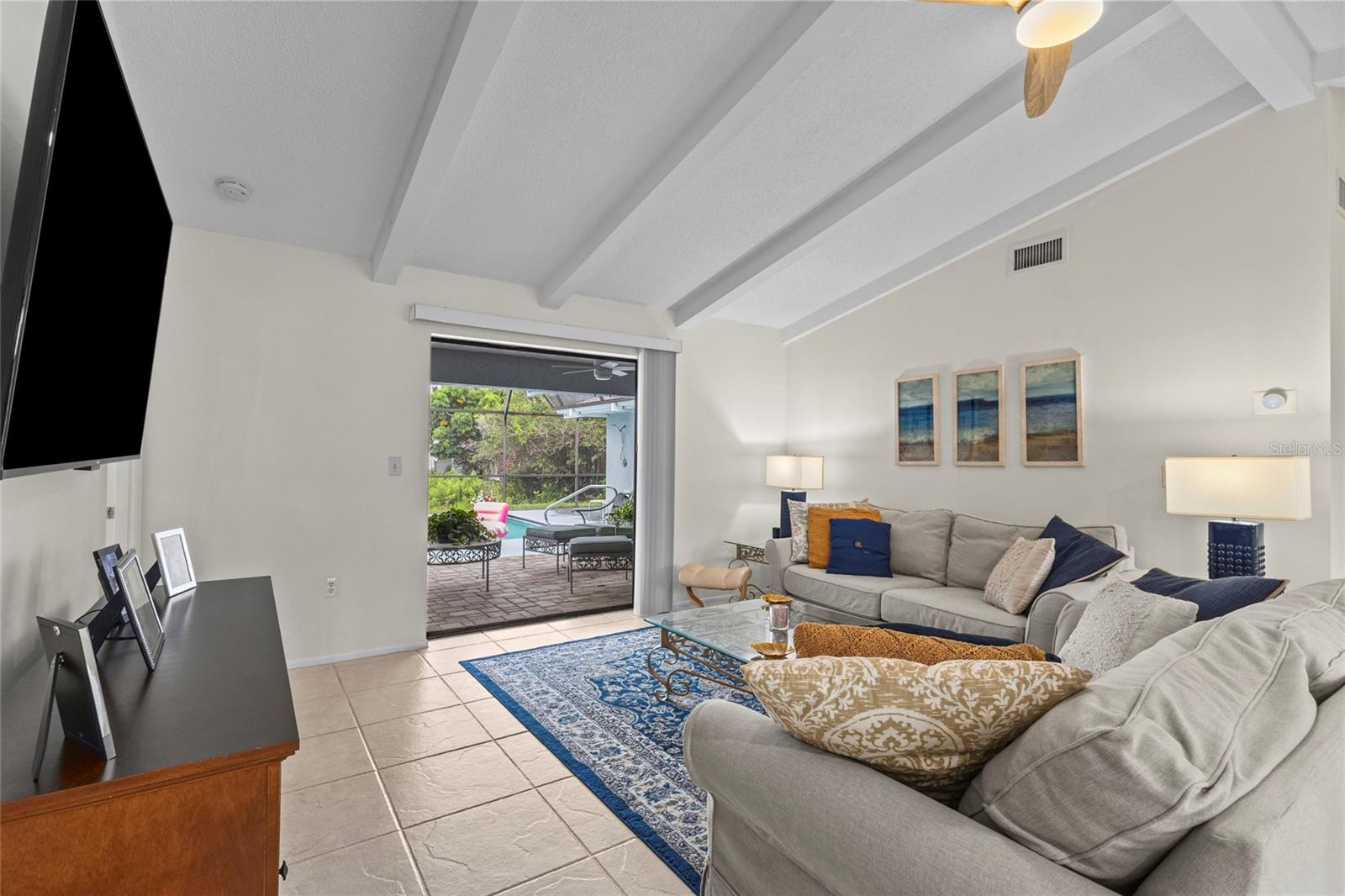 FOREST LAKES SOUTH - Residential
