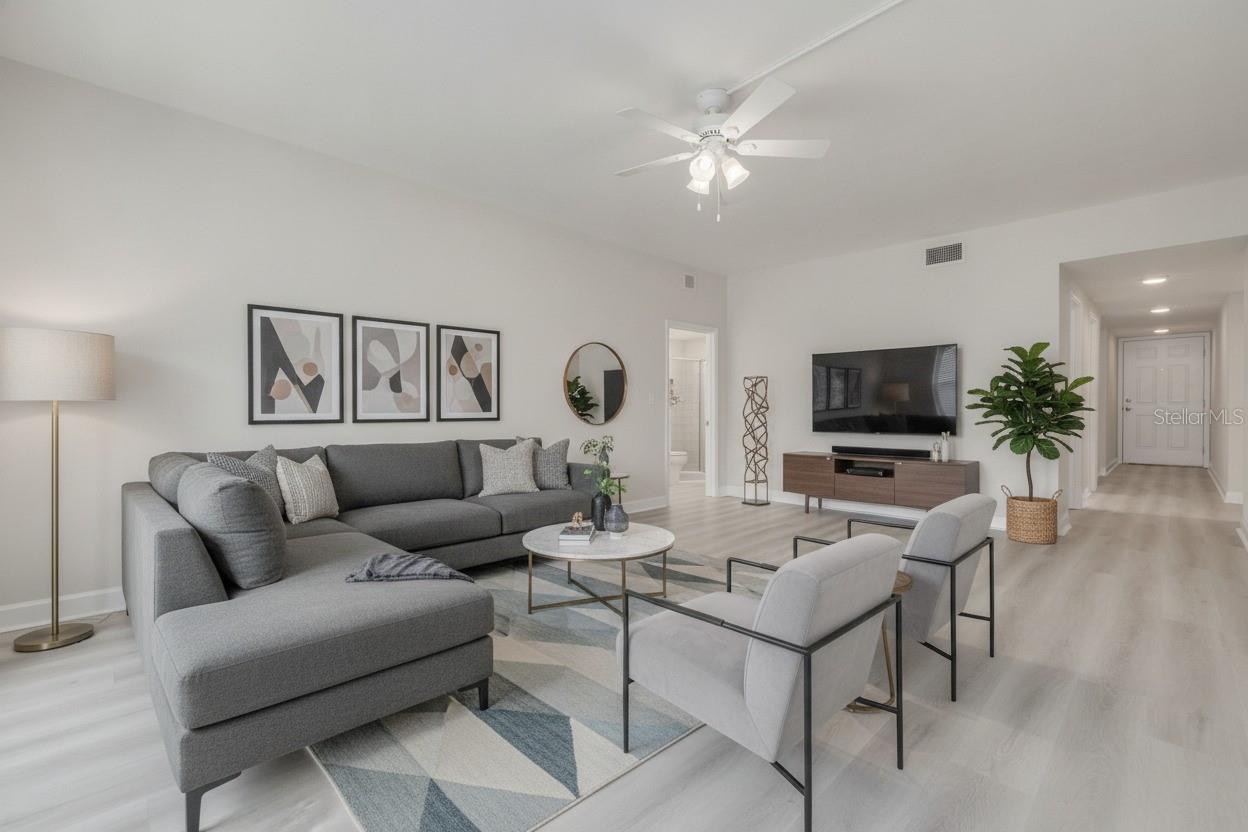 LAKE OVERLOOK APTS - Residential