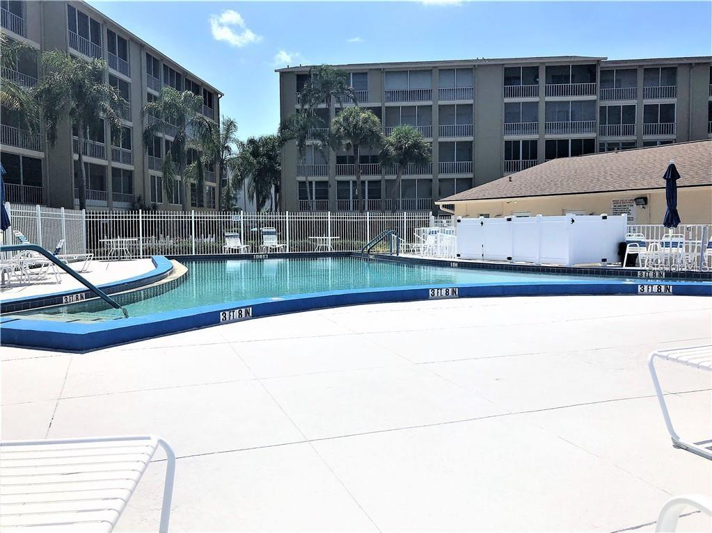 BAYSHORE ON THE LAKE CONDO APTS - Residential