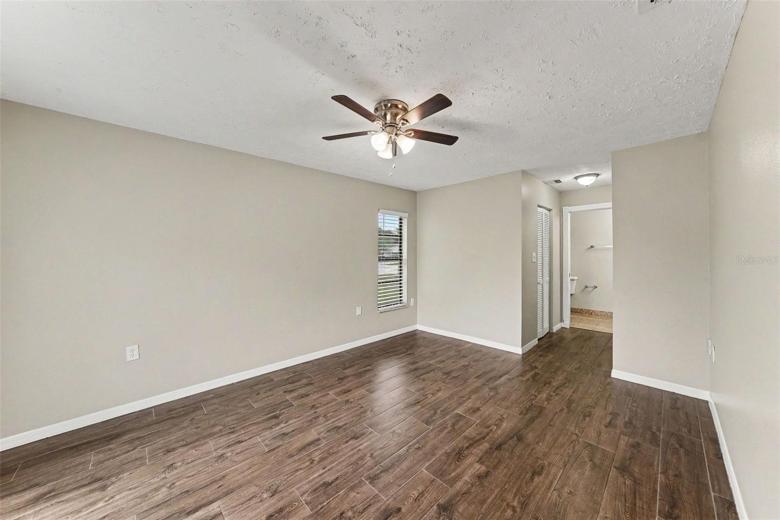 FOREST OAKS - Residential