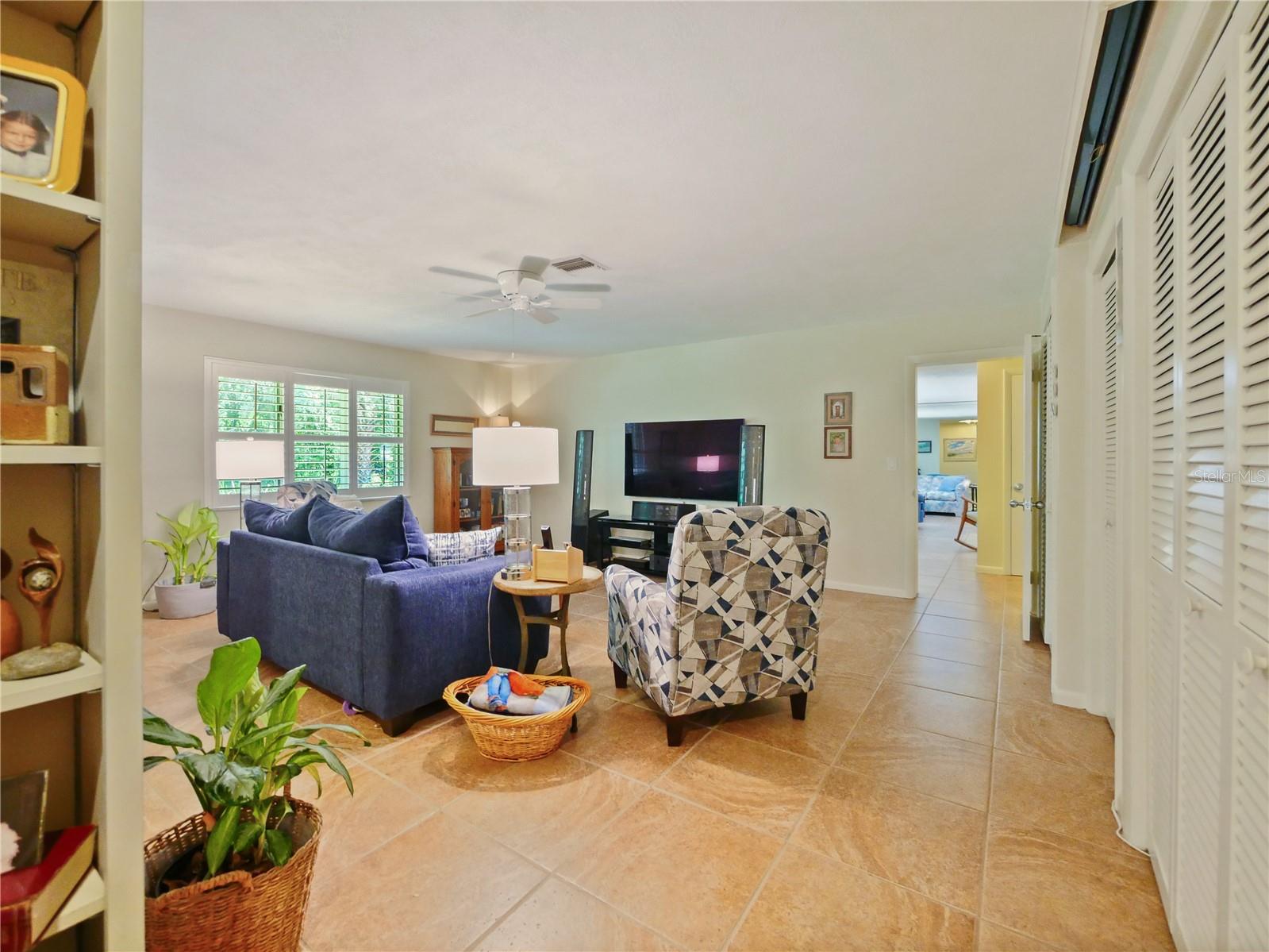 DEEP LAKE HOMESITES - Residential