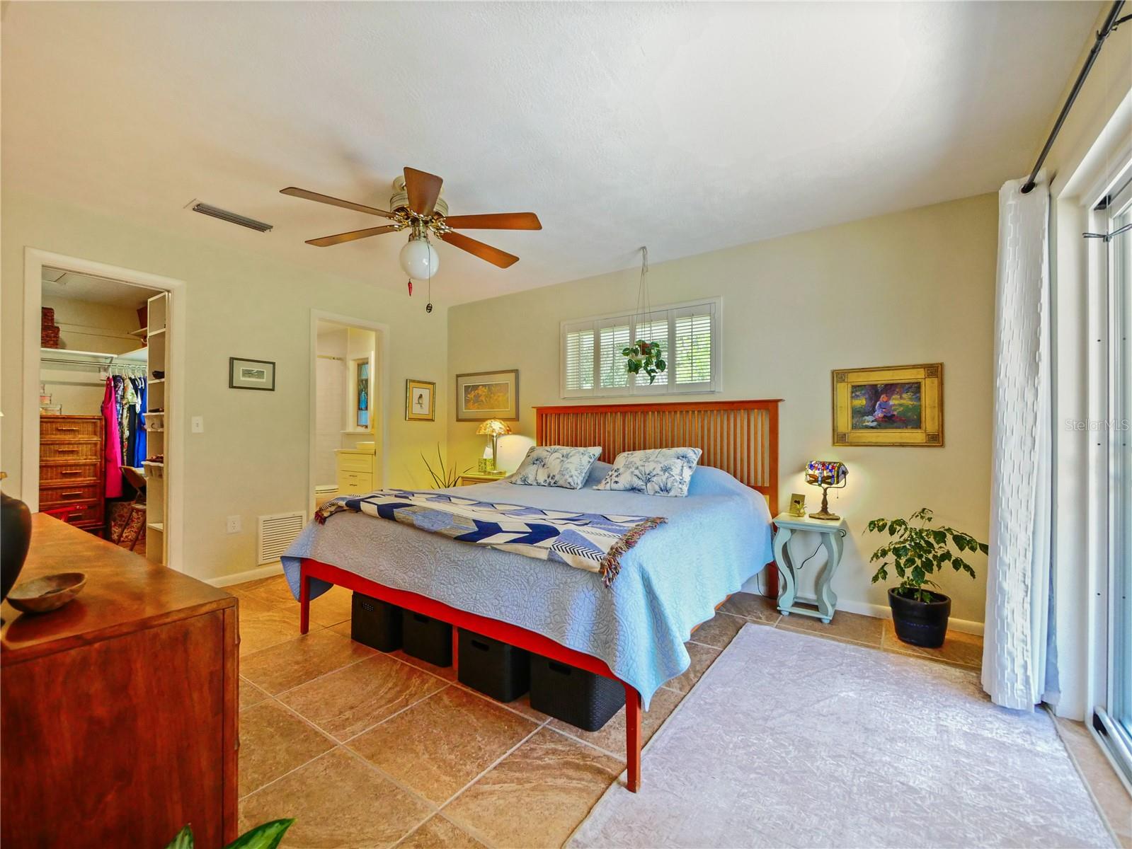 DEEP LAKE HOMESITES - Residential