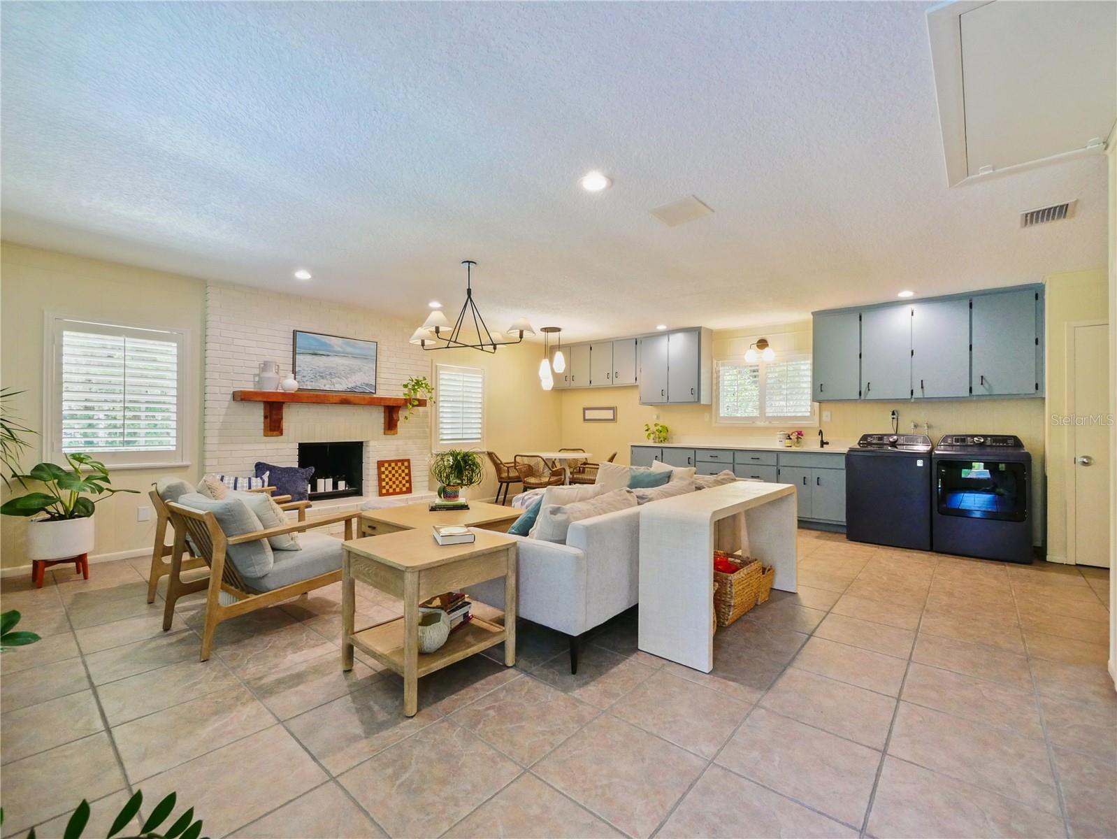 DEEP LAKE HOMESITES - Residential