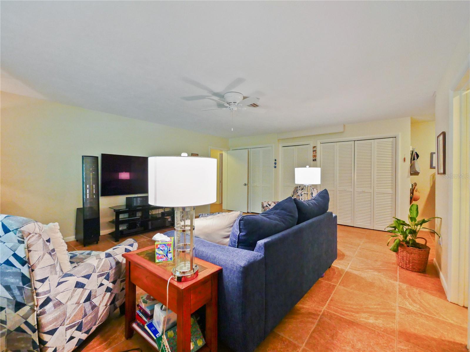 DEEP LAKE HOMESITES - Residential