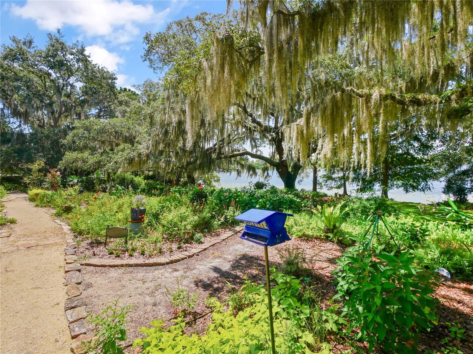 DEEP LAKE HOMESITES - Residential