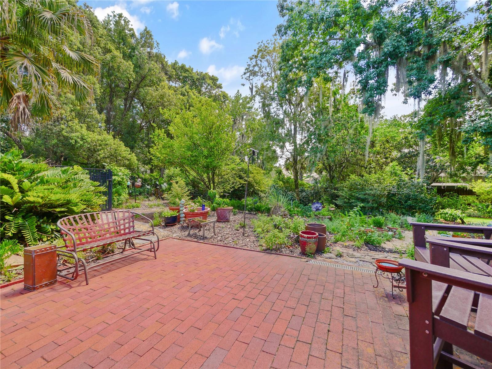 DEEP LAKE HOMESITES - Residential