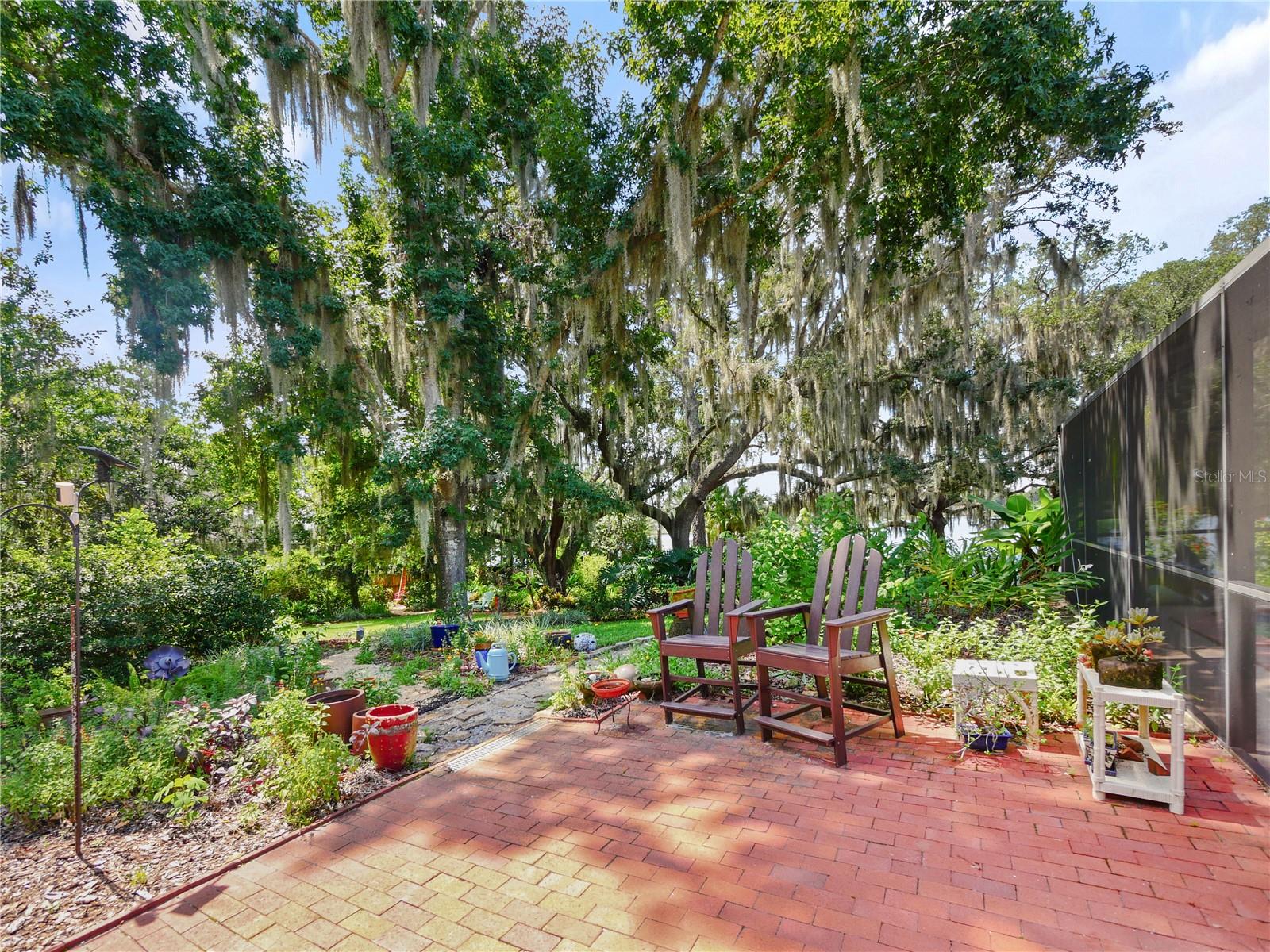 DEEP LAKE HOMESITES - Residential