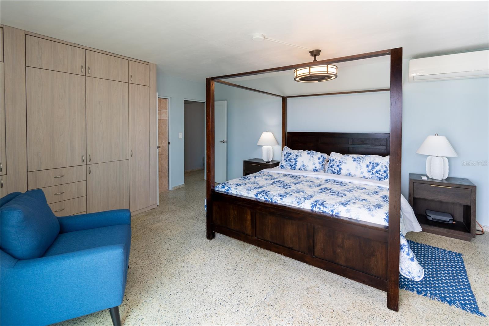 PALMA SOLA - Residential