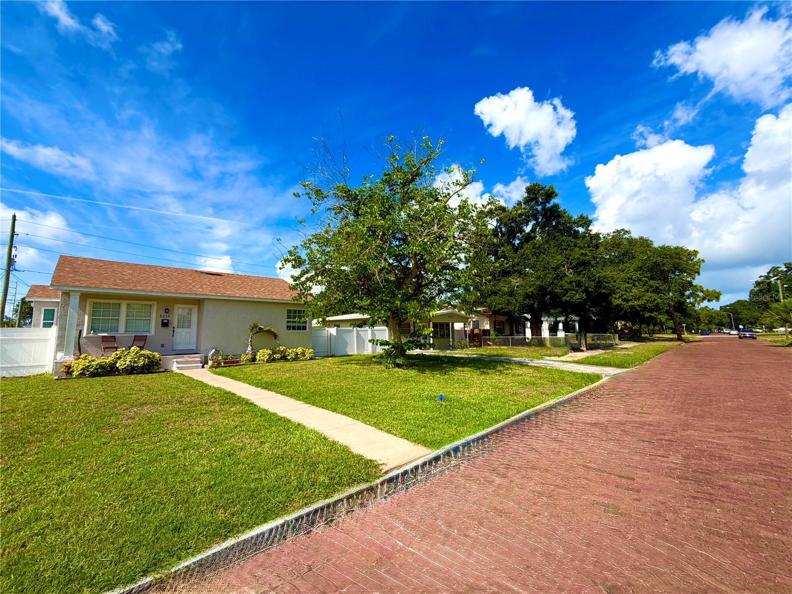 BROADMOOR SUB - Residential Lease