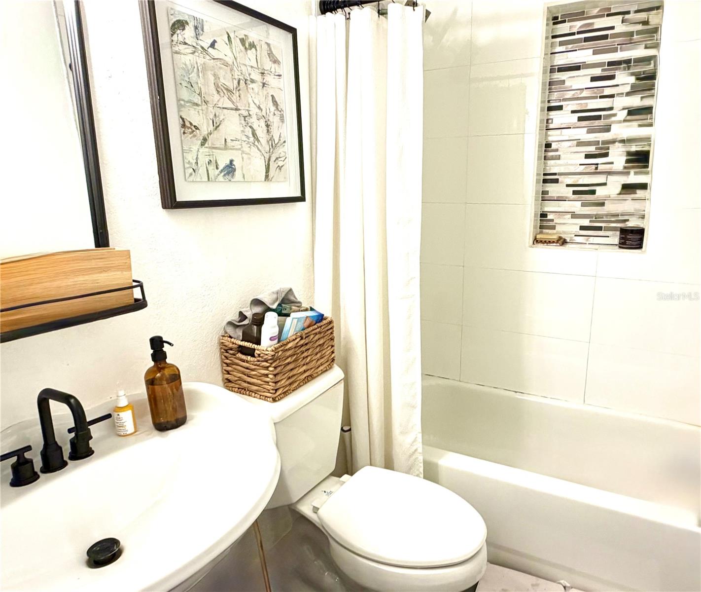BROADMOOR SUB - Residential Lease