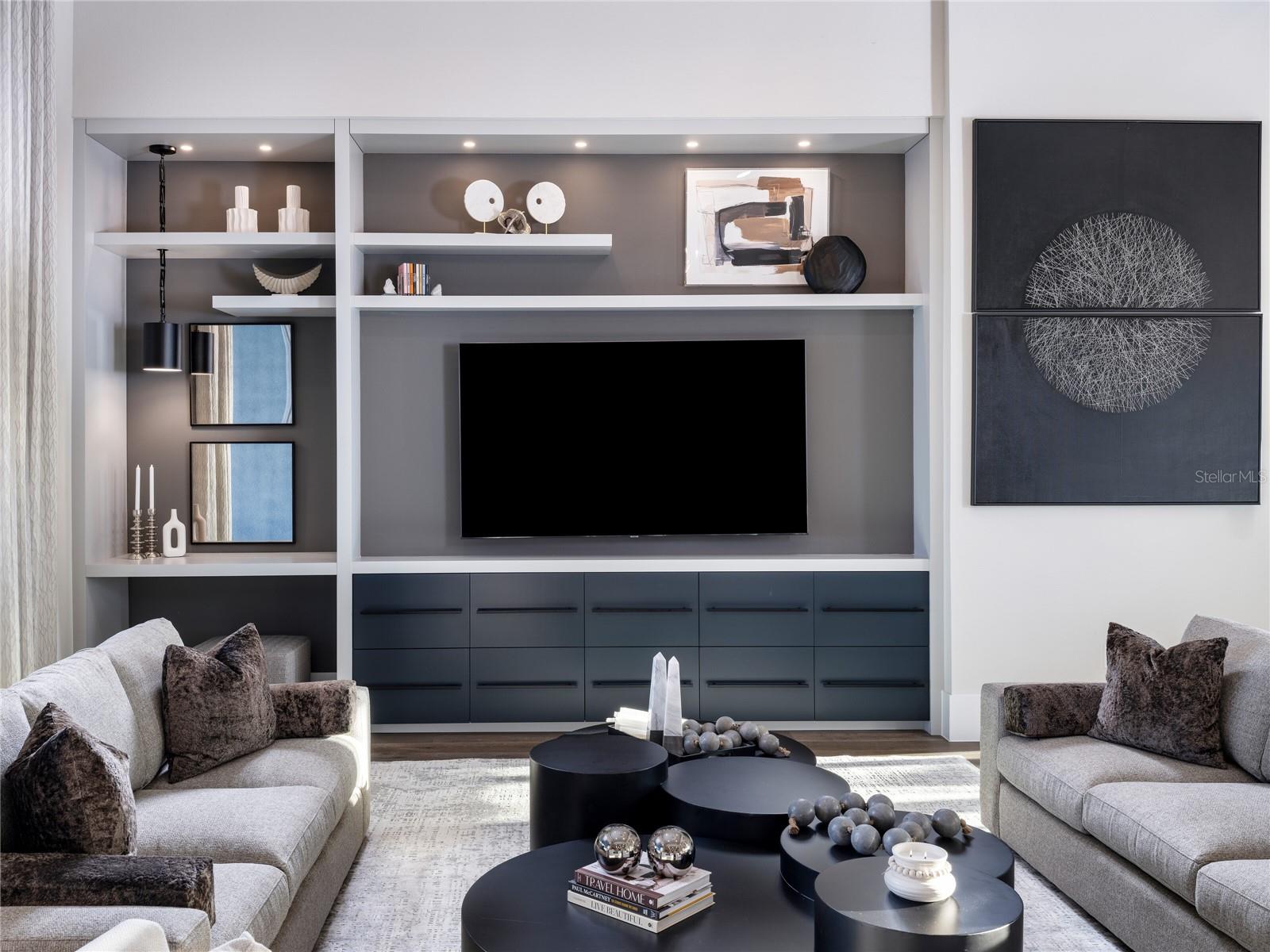 THE LAKE CLUB - GENOA - Residential