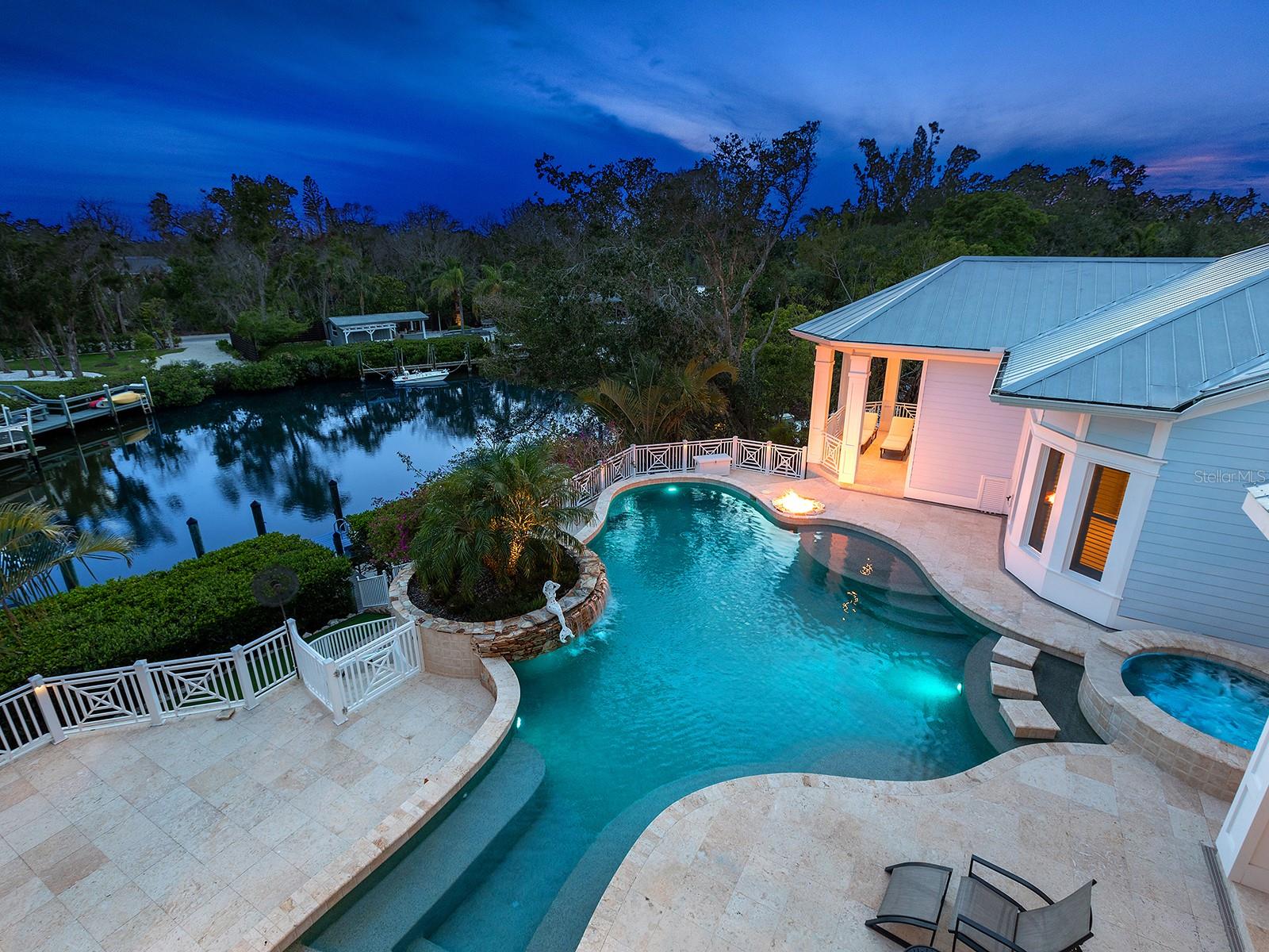 HIDDEN HARBOR - Residential