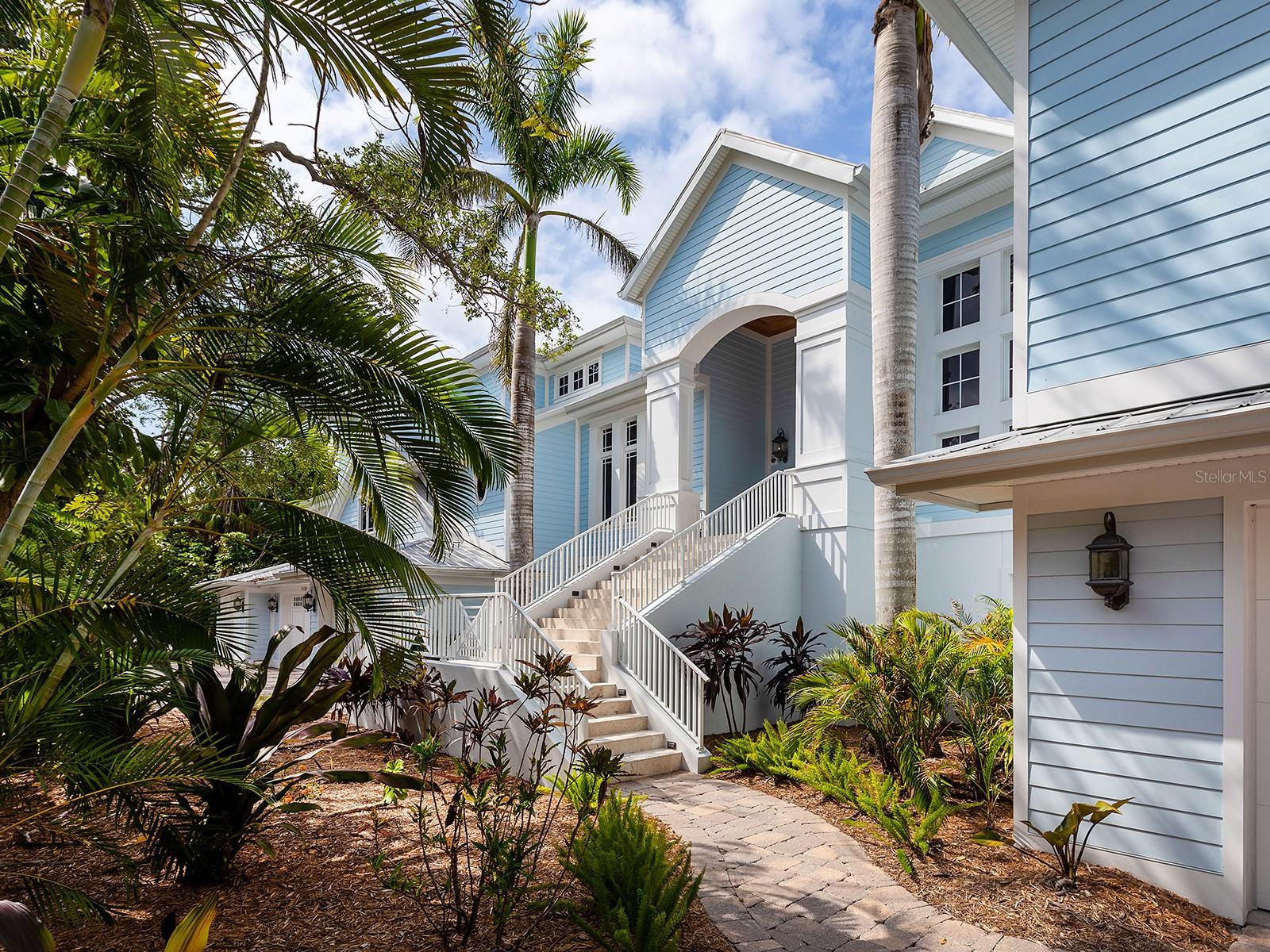 HIDDEN HARBOR - Residential