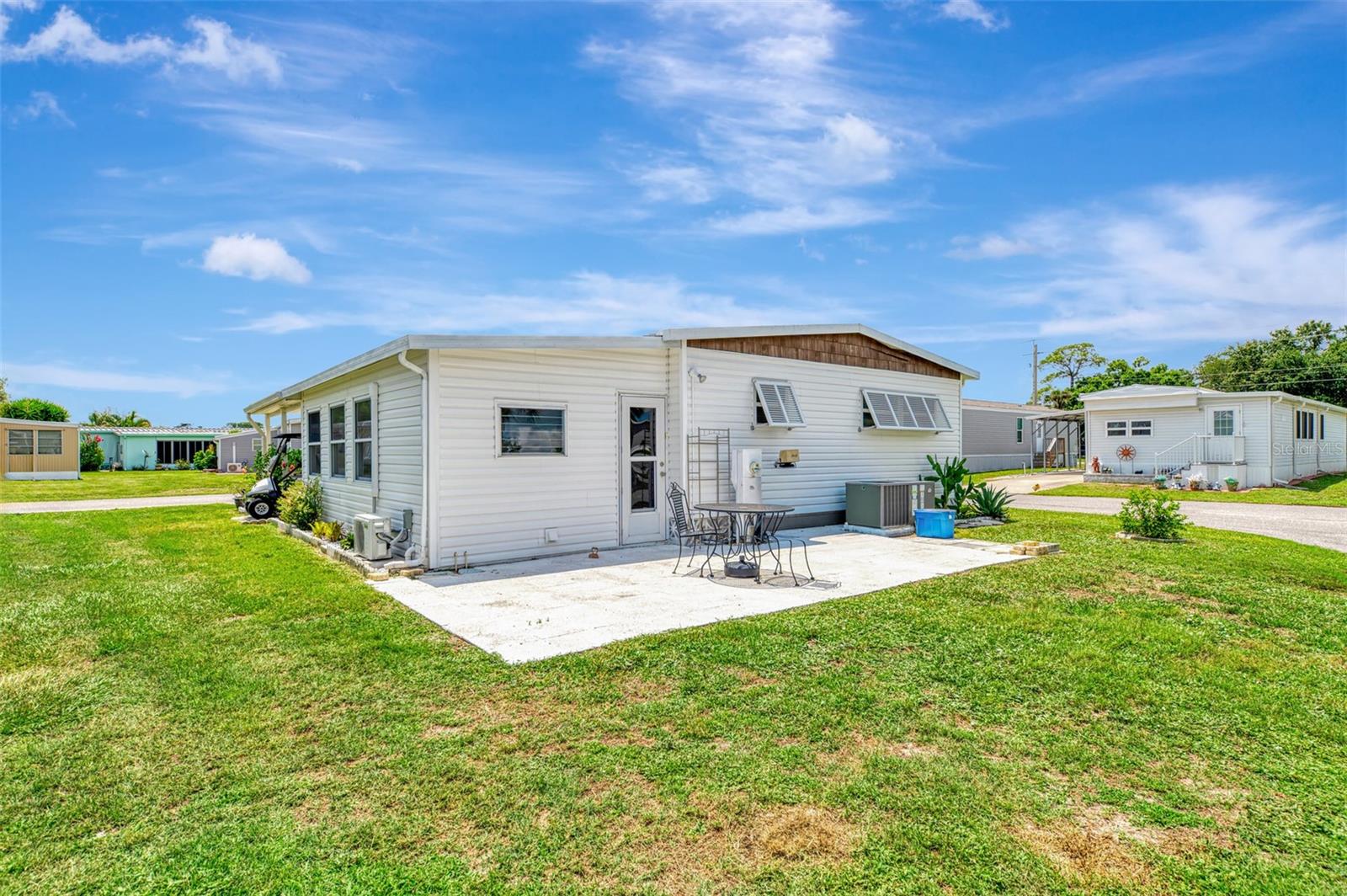 HOLIDAY PARK - Residential