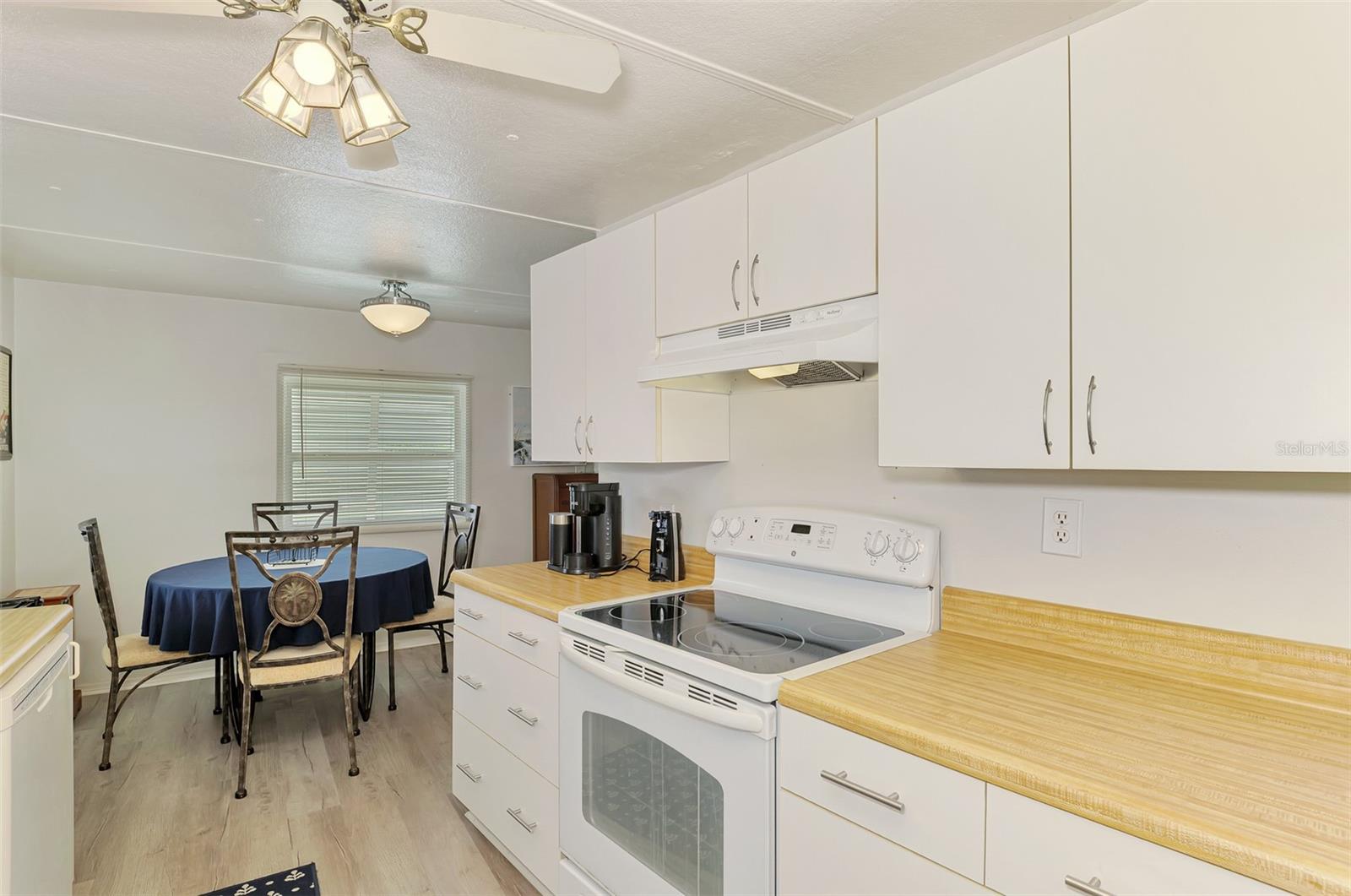 HOLIDAY PARK - Residential