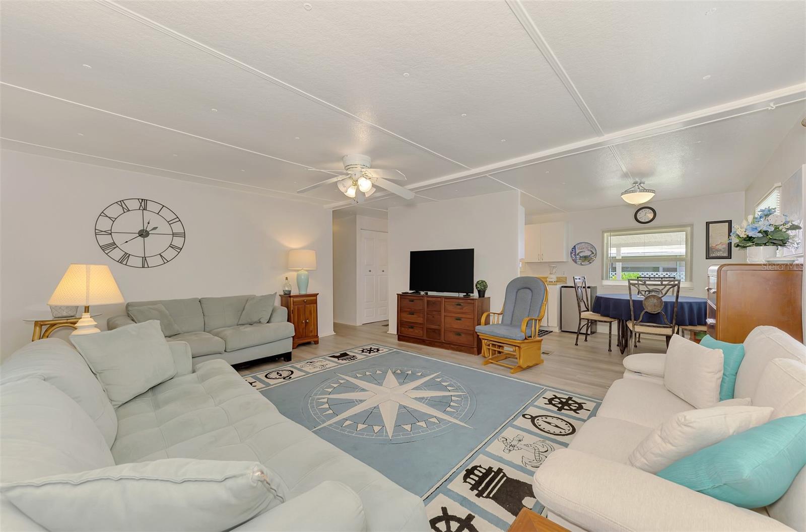 HOLIDAY PARK - Residential