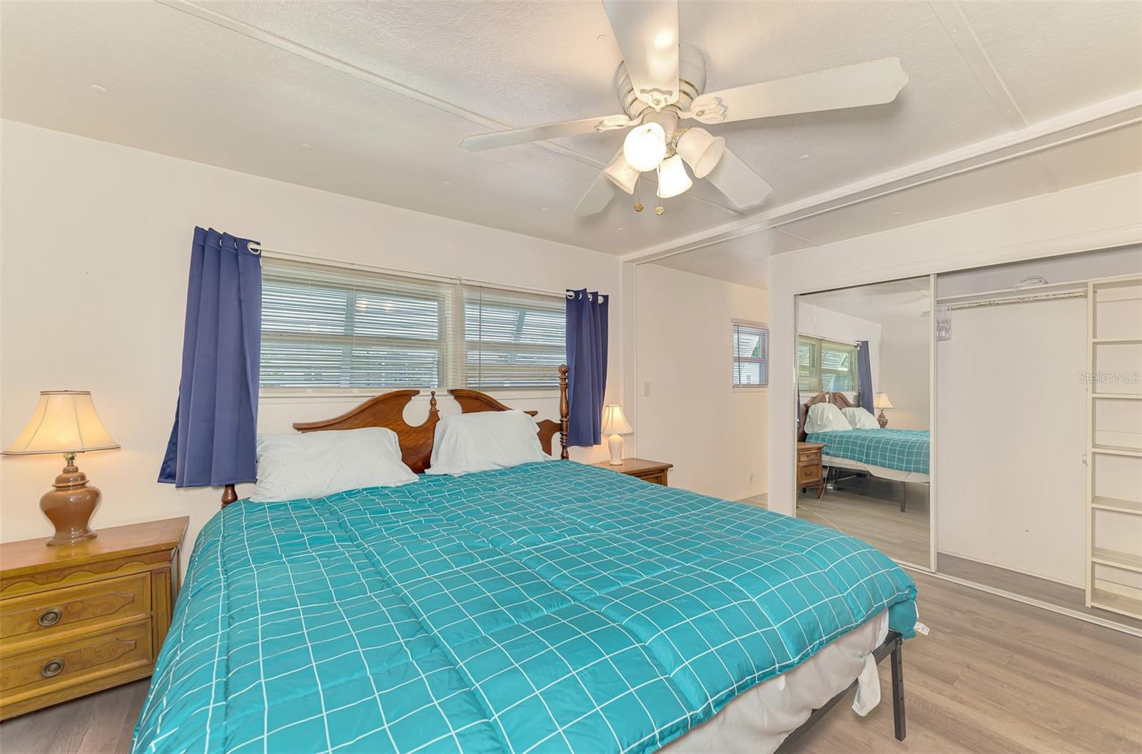 HOLIDAY PARK - Residential