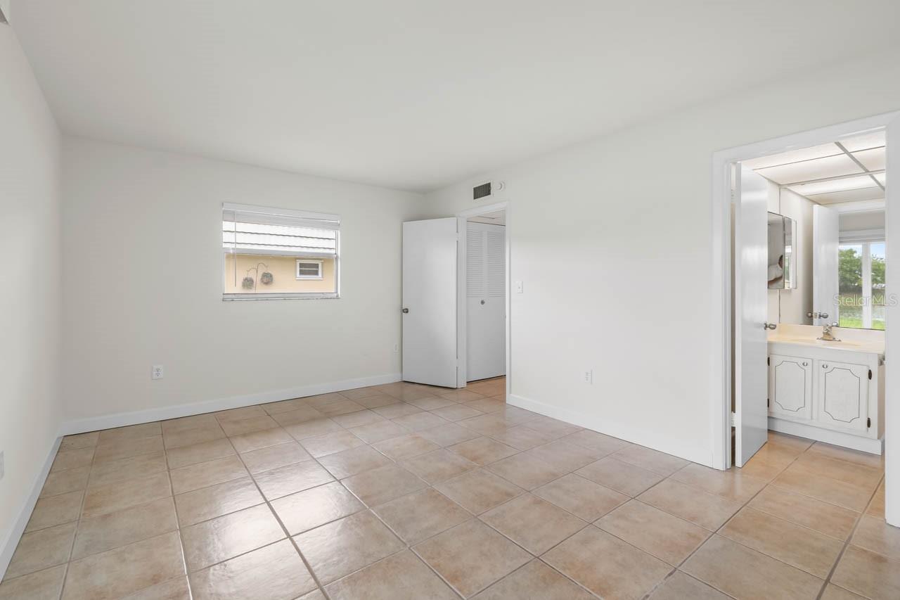 ANDOVER A CONDO - Residential