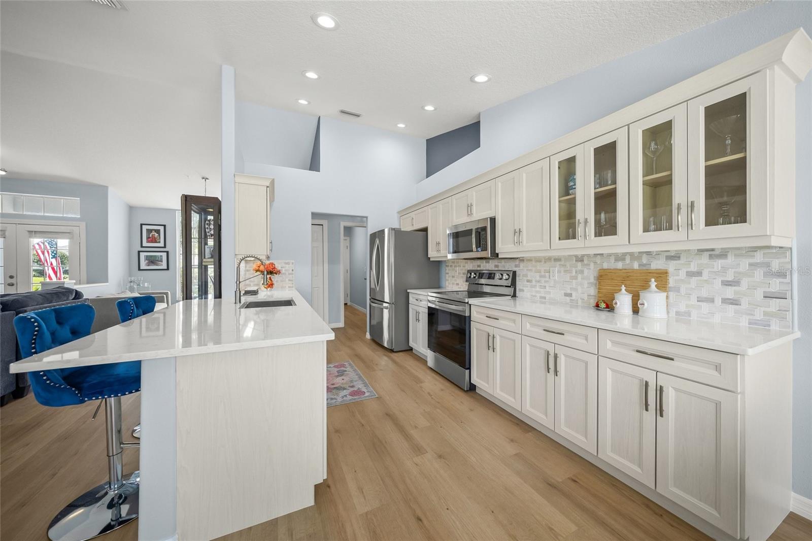 LAUREL MEADOWS - Residential