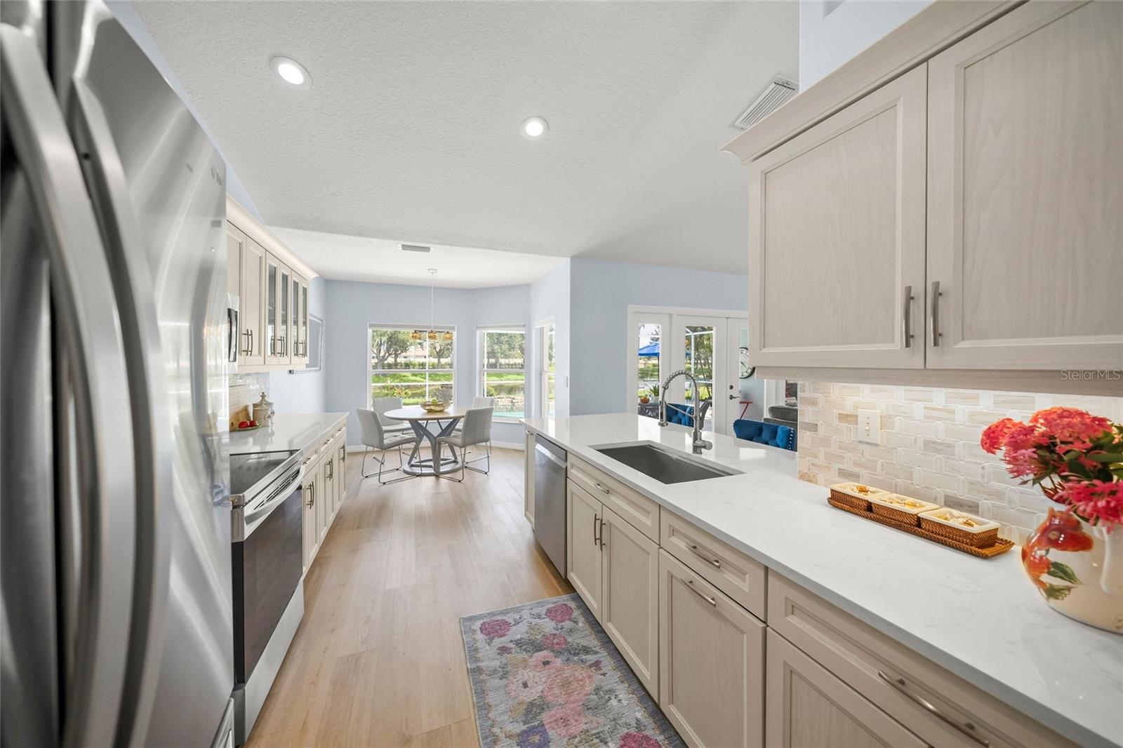 LAUREL MEADOWS - Residential