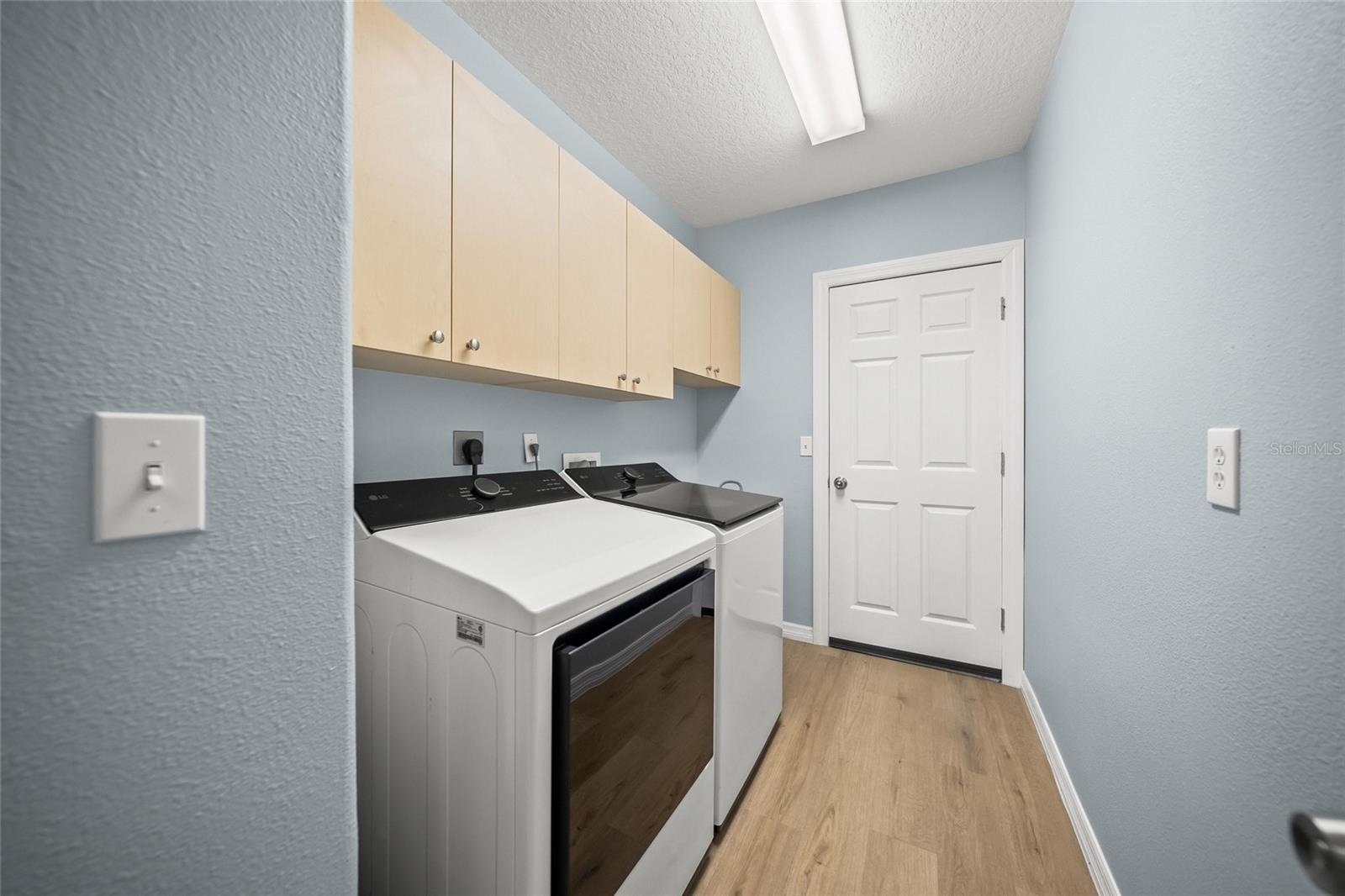 LAUREL MEADOWS - Residential