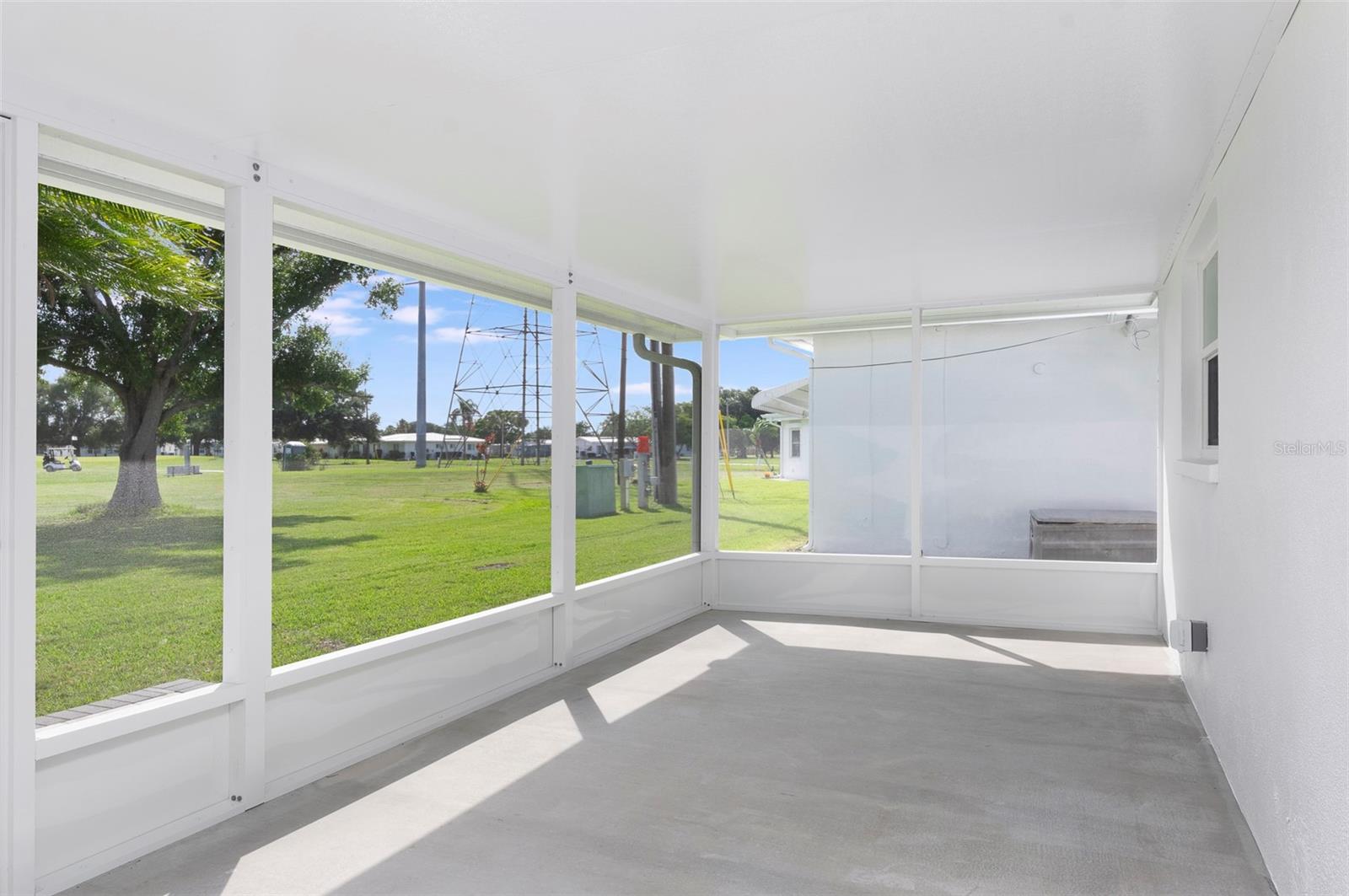 MAINLANDS OF TAMARAC BY THE GULF UNIT 3 CONDO - Residential